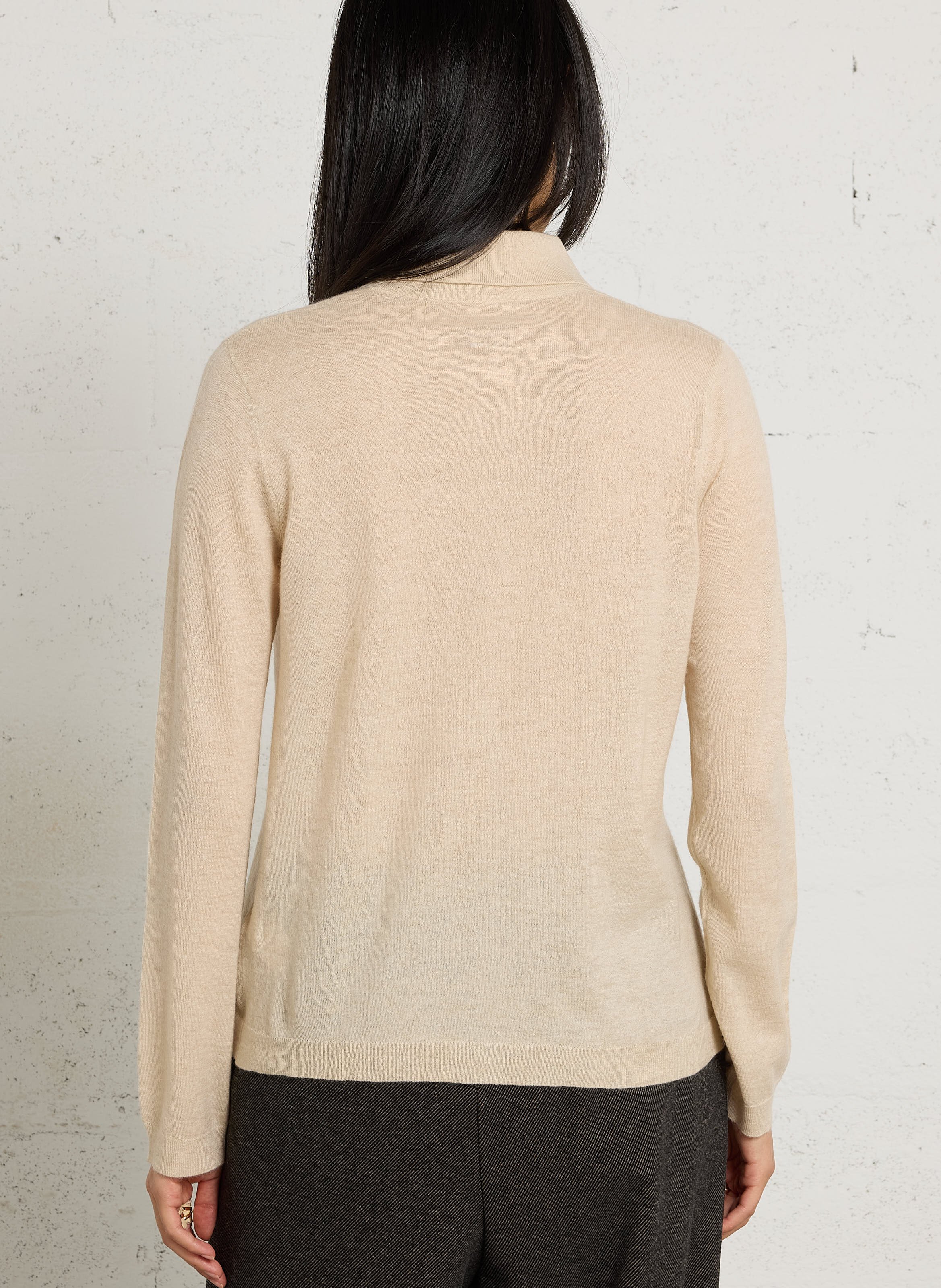 Recht vest met lange mouwen van kasjmier MAJESTIC FILATURES Beige