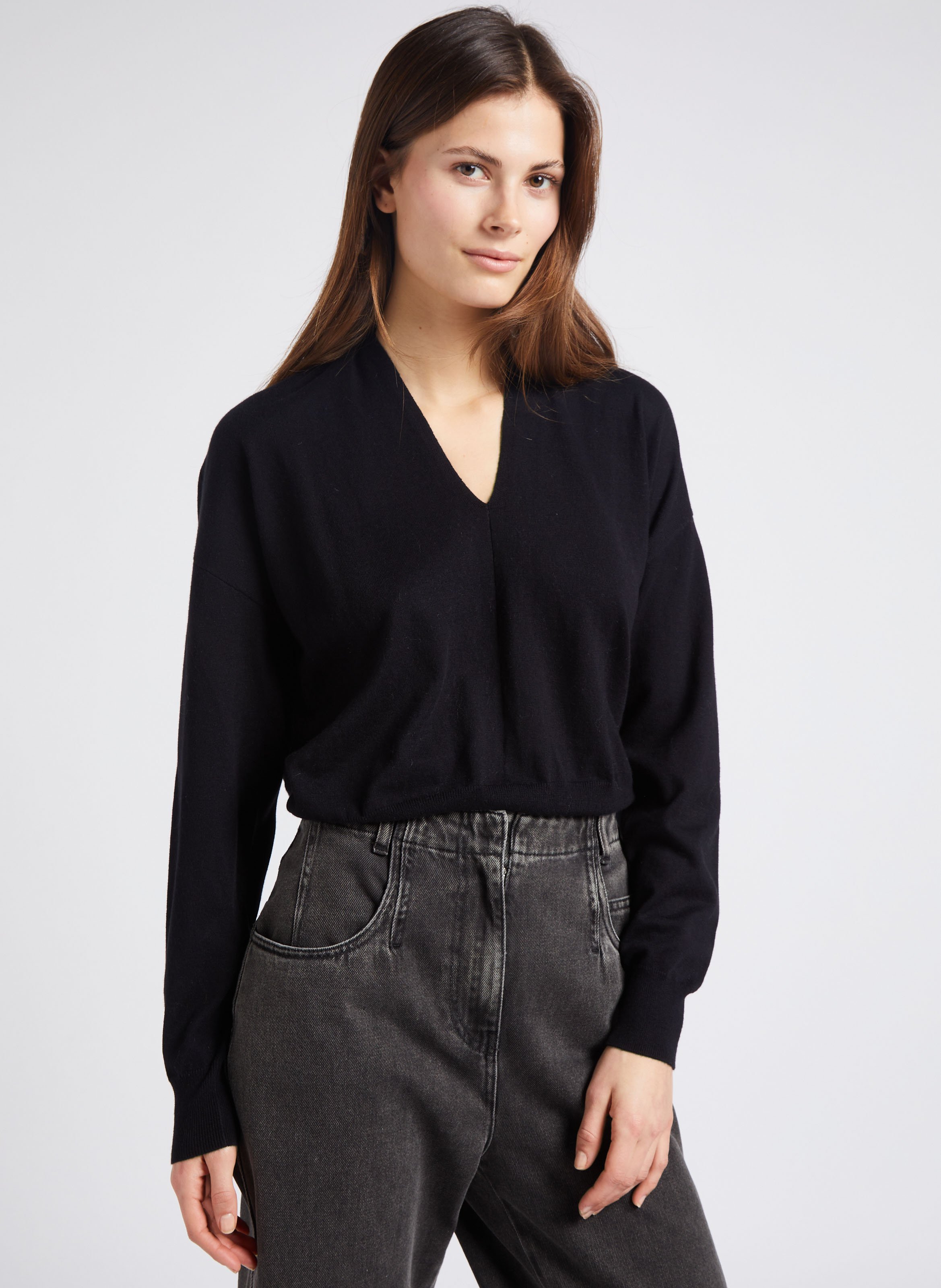 Pull col V droit en coton et cachemire mélangé IRO Noir