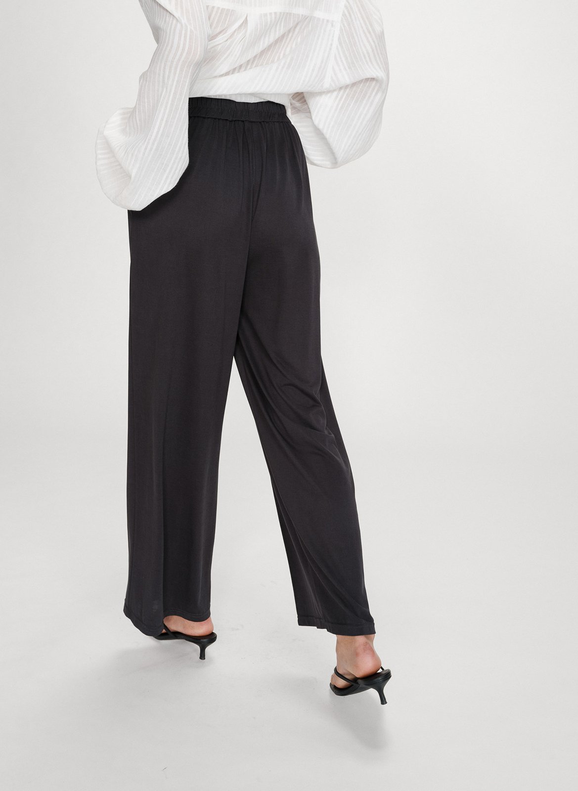 Wide fluid plain trousers GRACE ET MILA Black