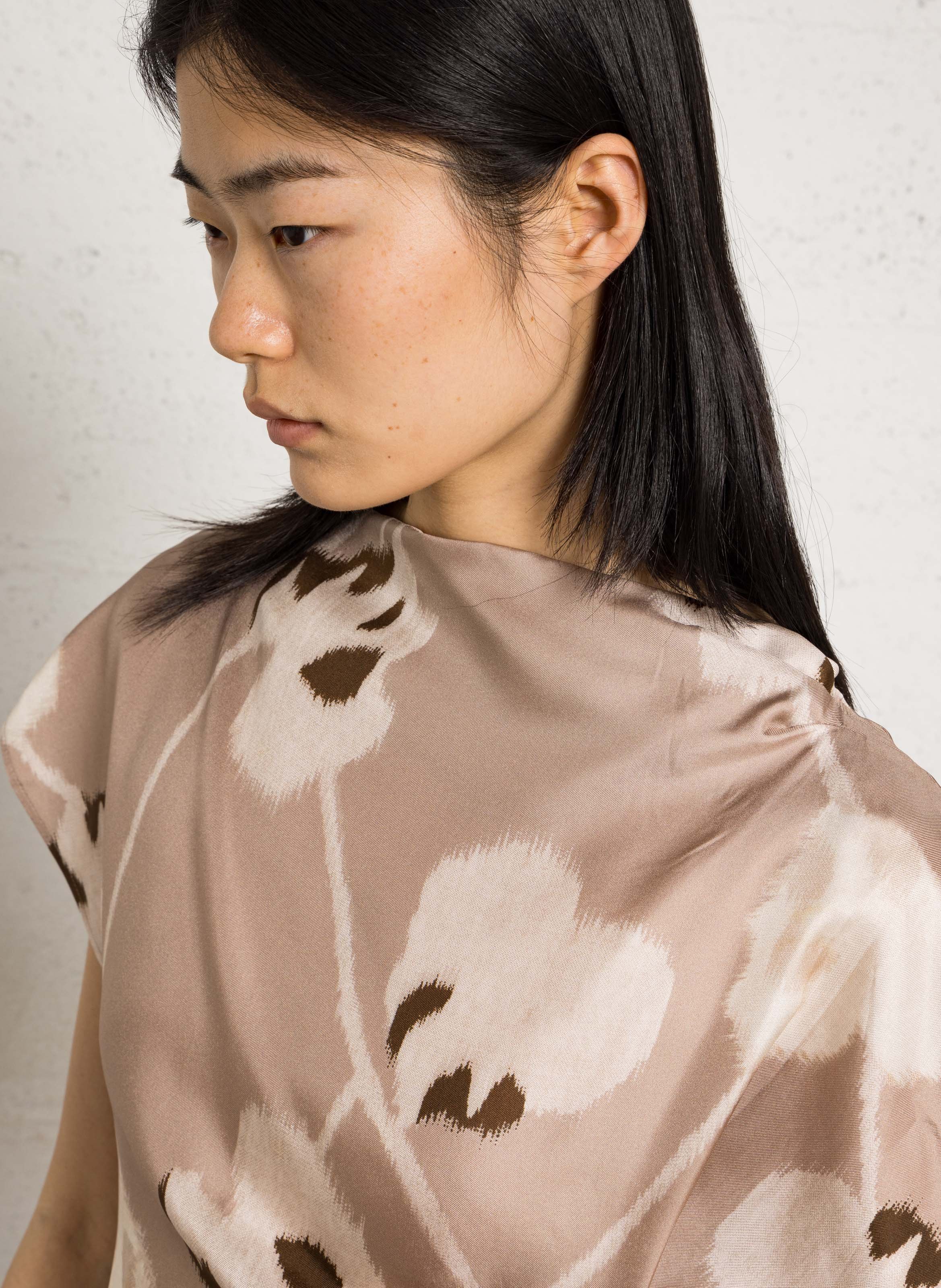 Top ajusté en soie SOEUR Beige