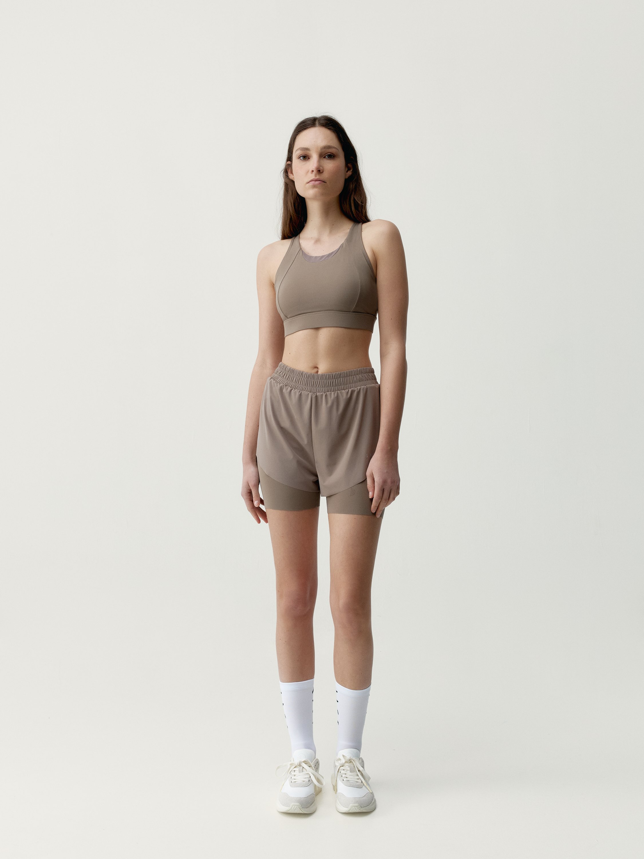 High support sports bra BORN Brown