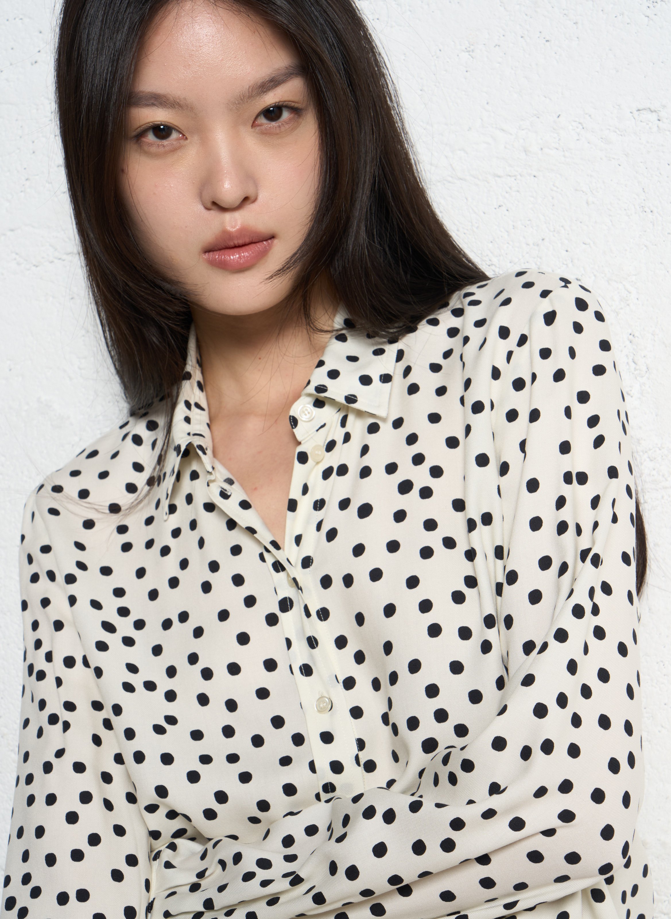 Gerade geschnittene Tupfenbluse mit klassischem Kragen IKKS Weiss