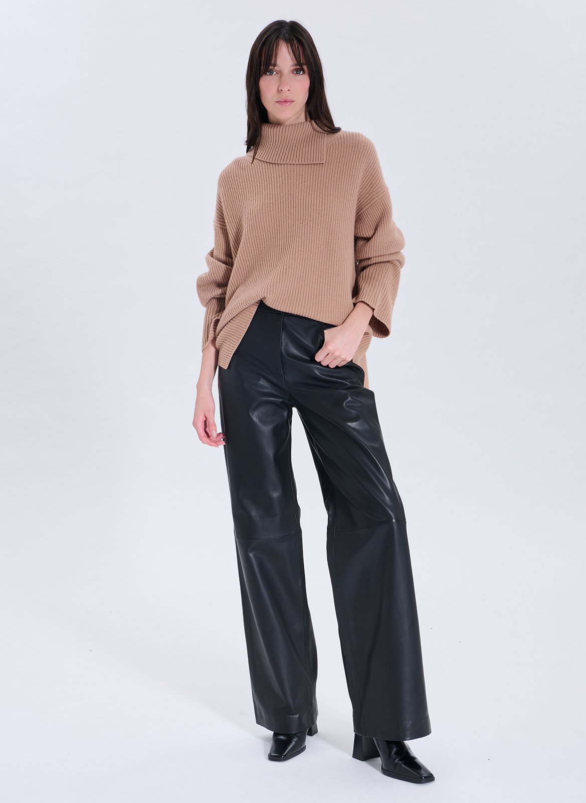 Pull oversize col roulé en laine ZAPA Marron