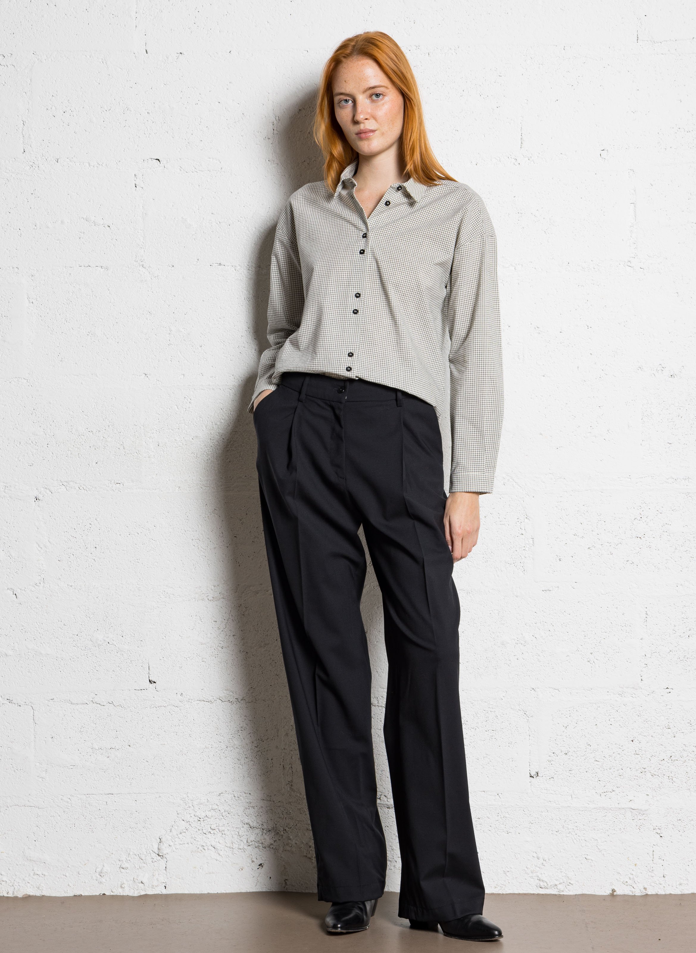 Straight-cut cotton-blend shirt with classic collar I CODE White