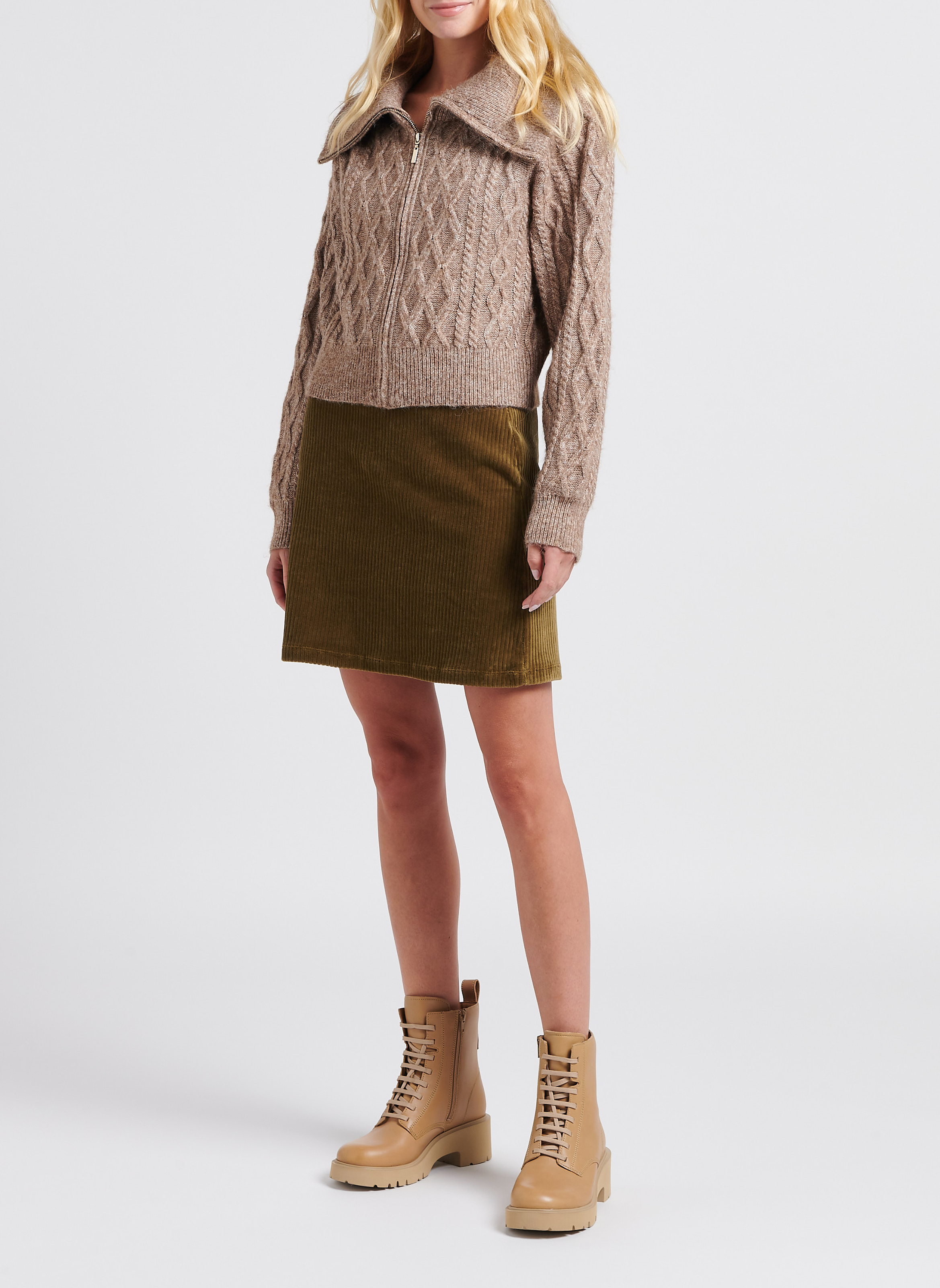 Short trucker-neck cardigan VILA Brown