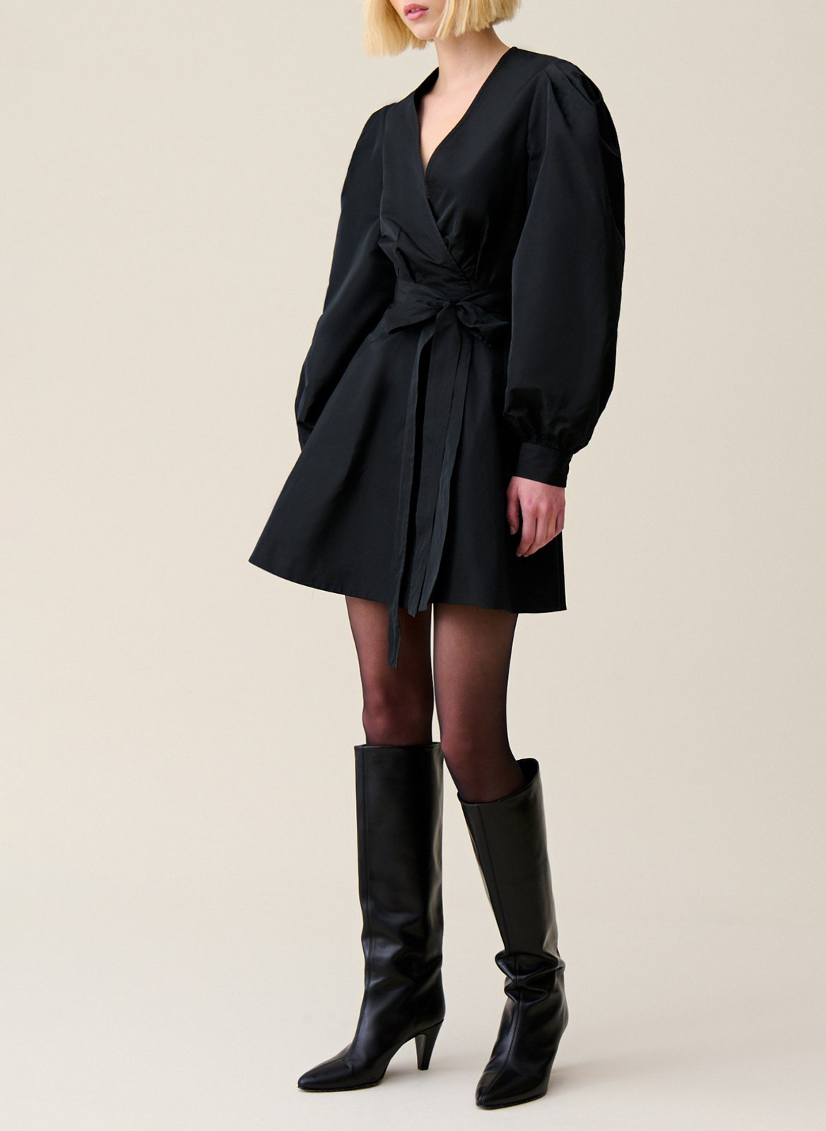 Short fitted V-neck dress CLAUDIE PIERLOT Black