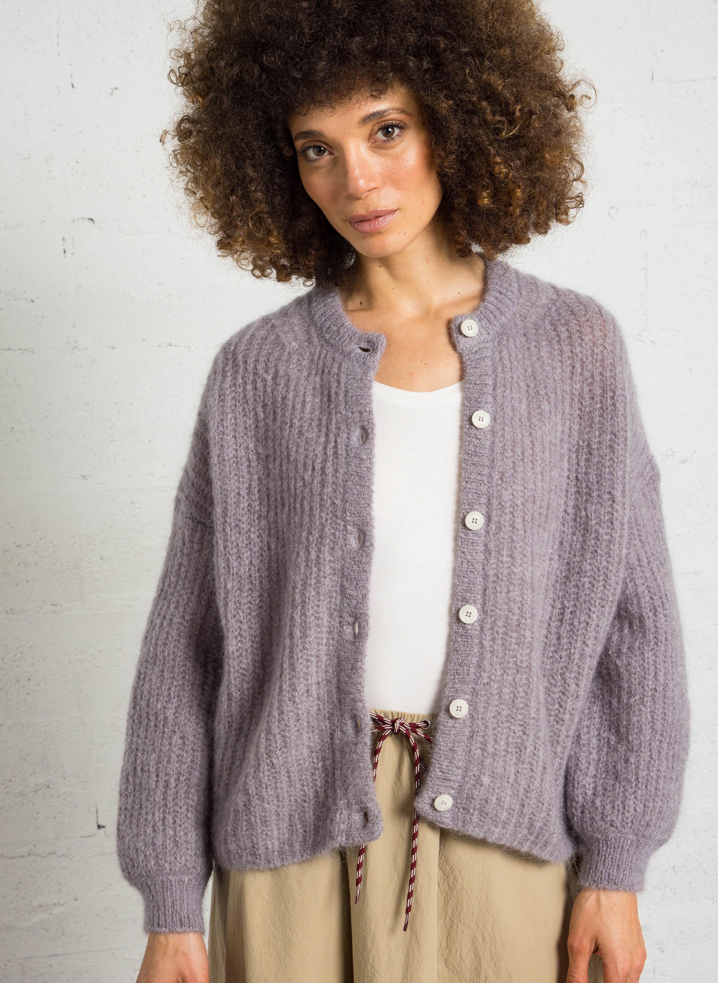 Gilet ample boutonné en mohair mélangé DES PETITS HAUTS