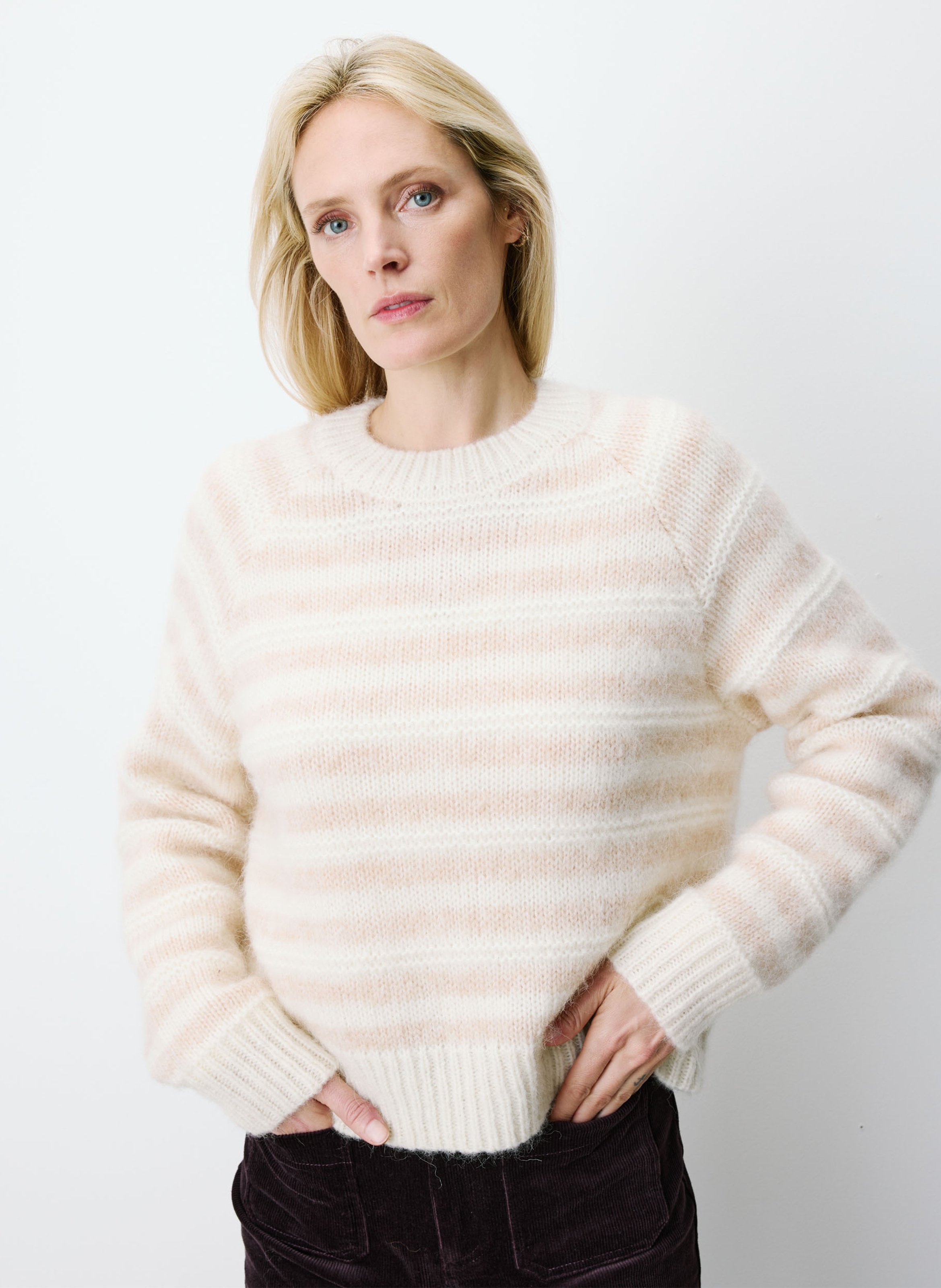 Pull col rond en laine mélangée GRACE ET MILA Beige