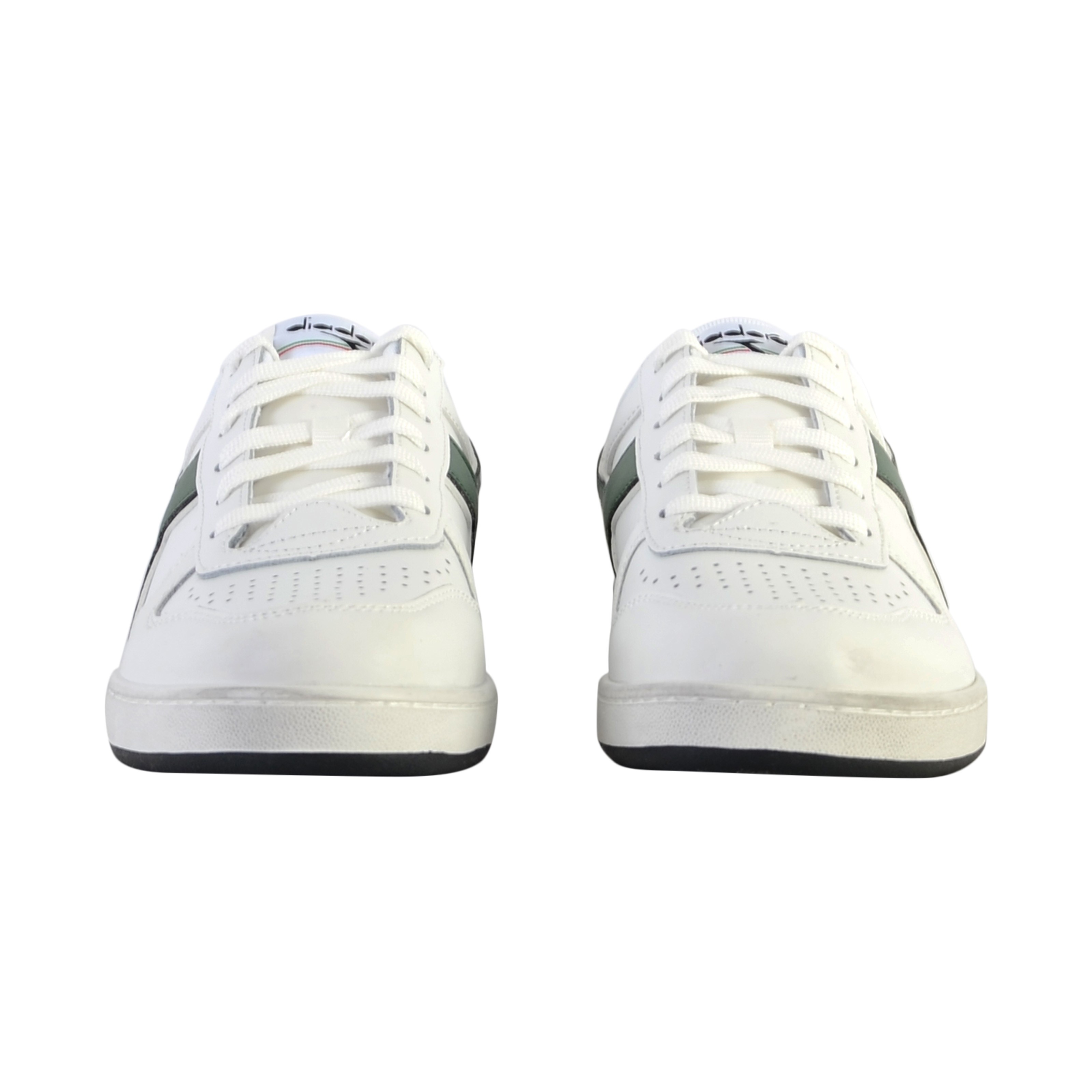 Leather low-top sneakers icona DIADORA White