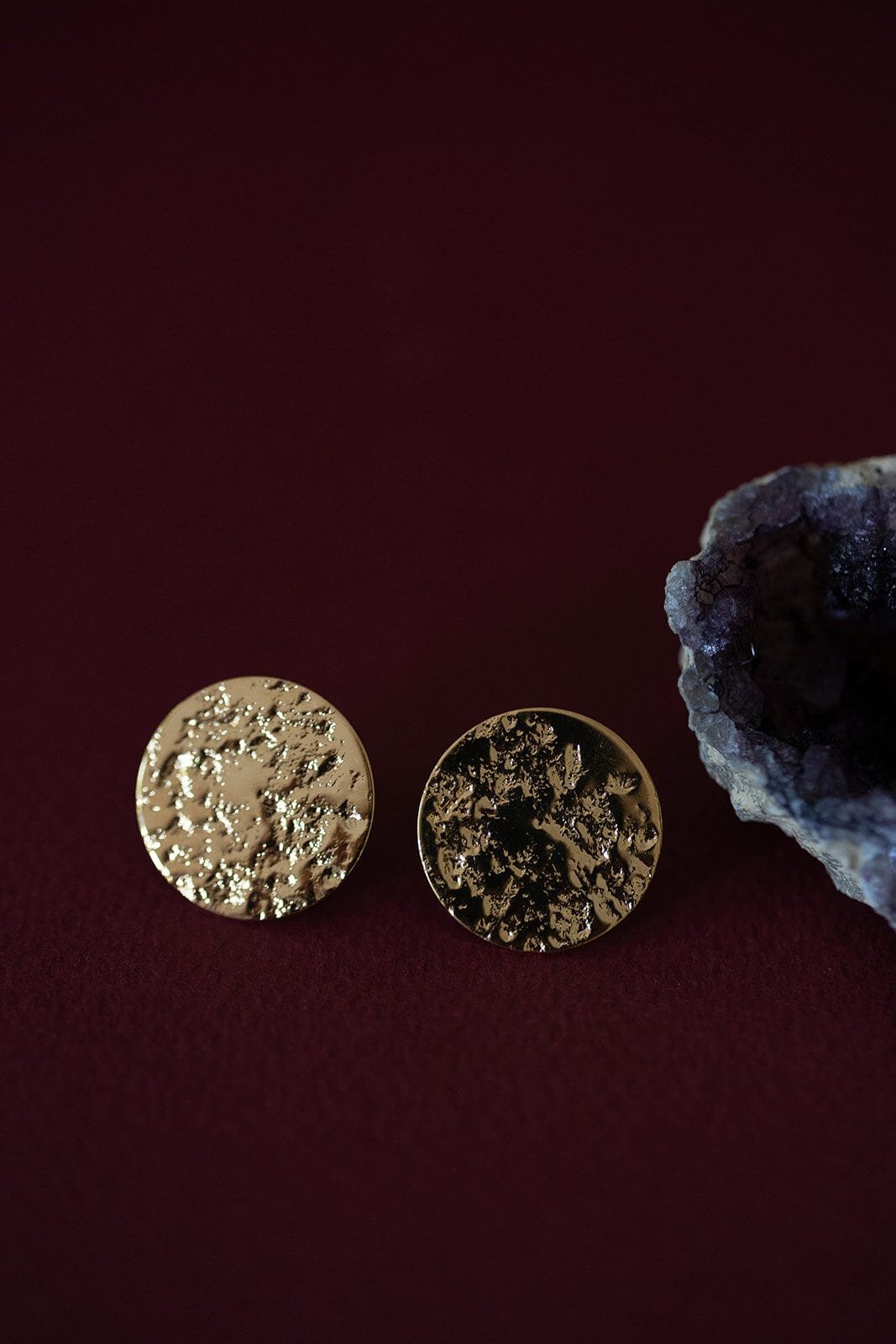 Maxi hammered round stud earrings in gold-plated fine gold MONSIEUR SIMONE Golden