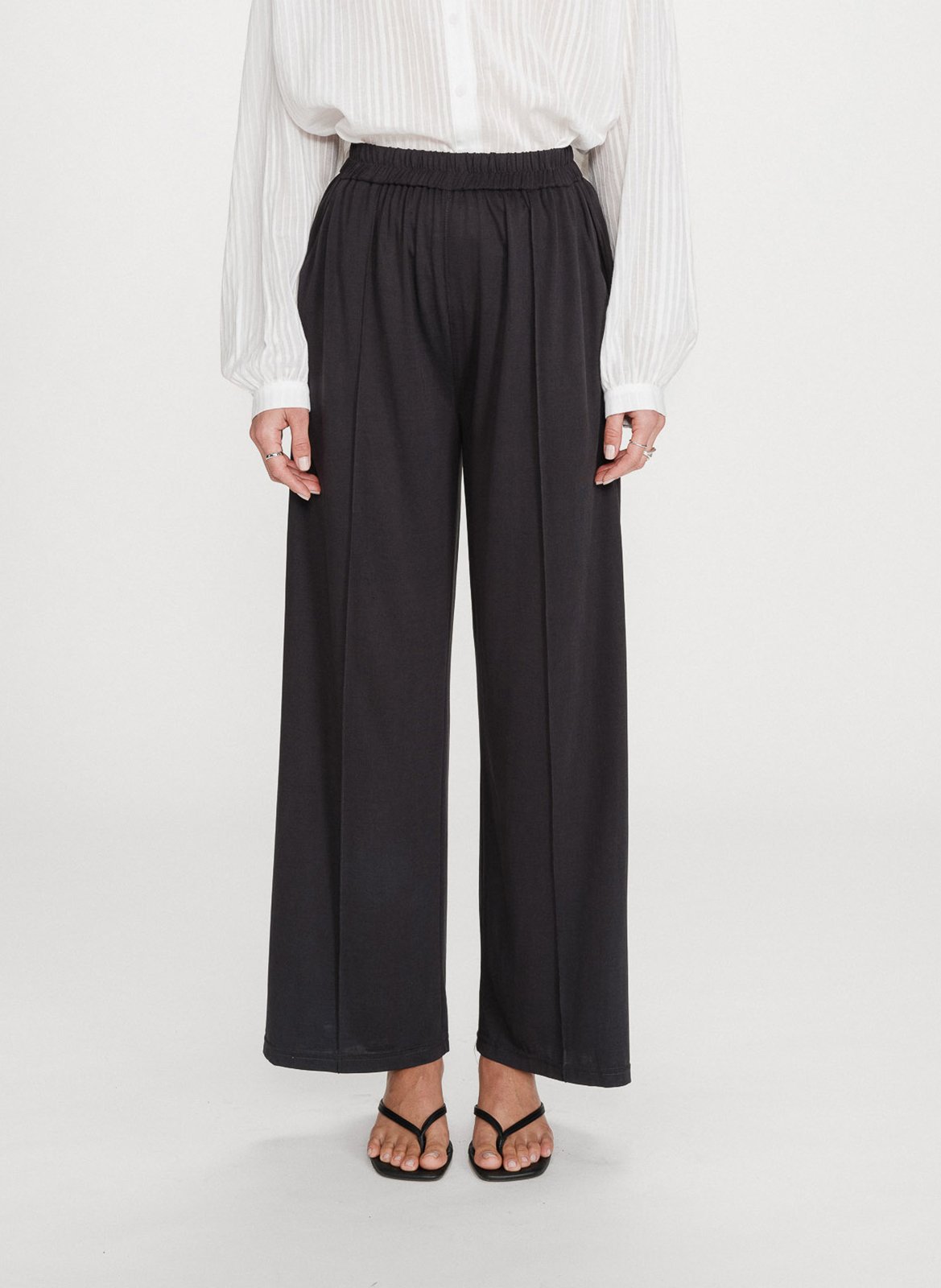 Wide fluid plain trousers GRACE ET MILA