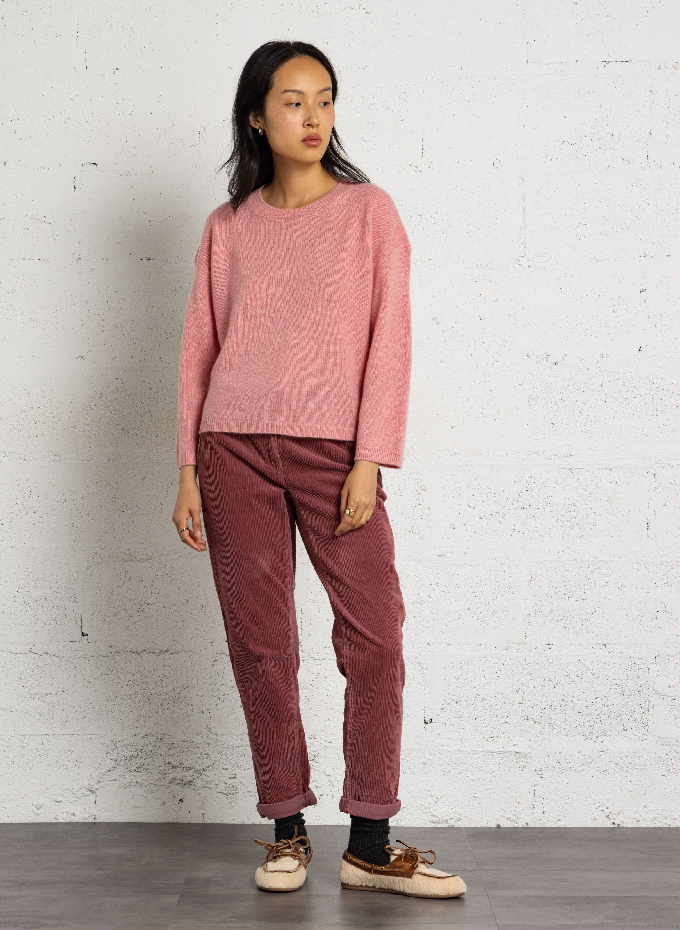 Straight cashmere sweater with round neck MAISON 123 Pink