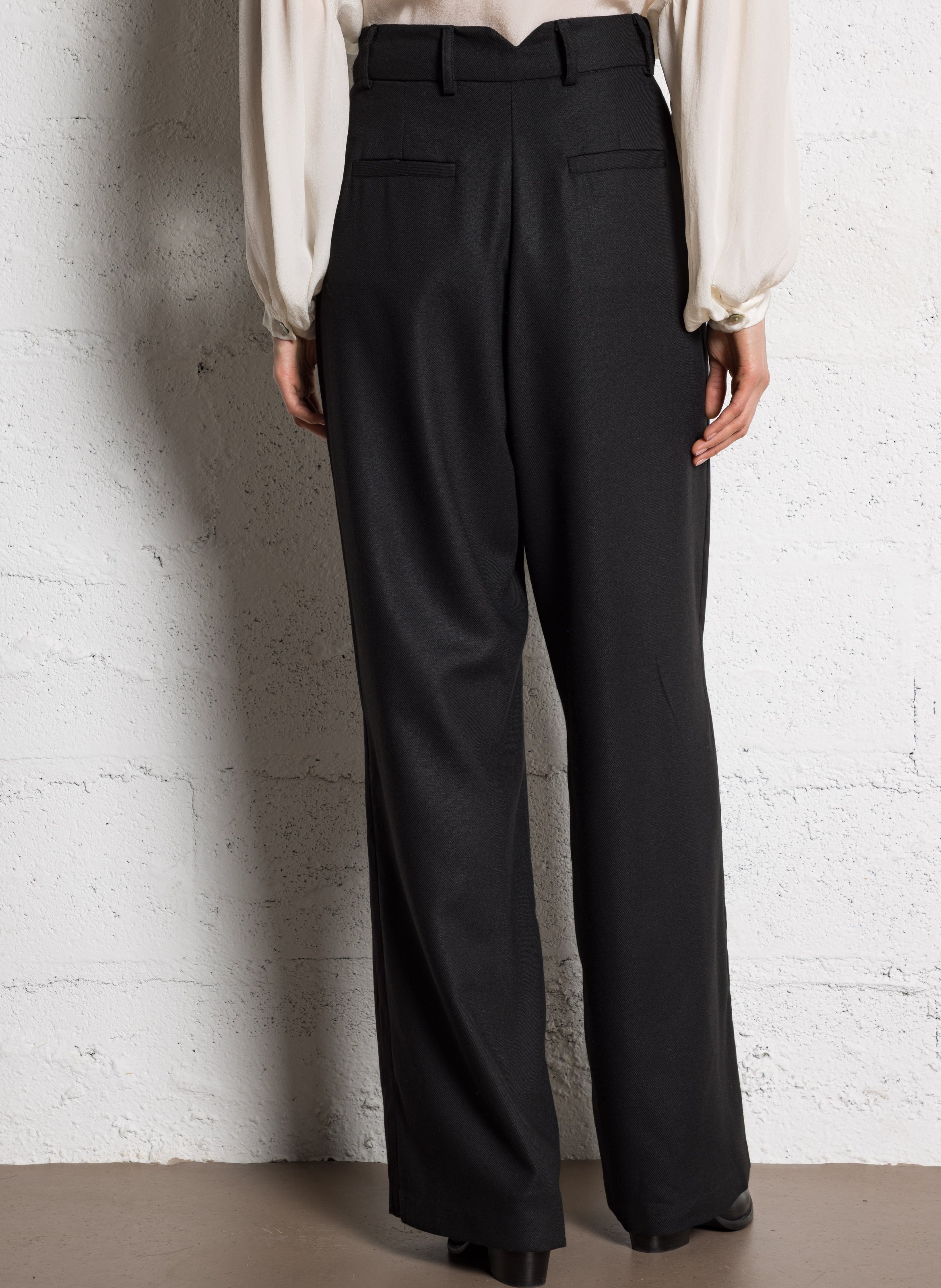 Wide pleated trousers  MAISON HOTEL Black