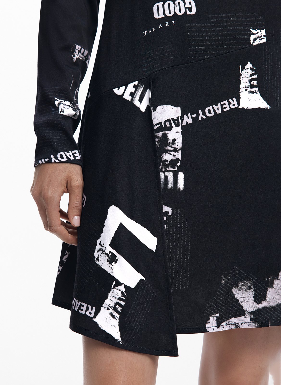 Robe courte col rond imprimée DESIGUAL Noir