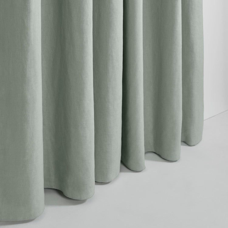 Lined black-out curtain with eyelets MADURA