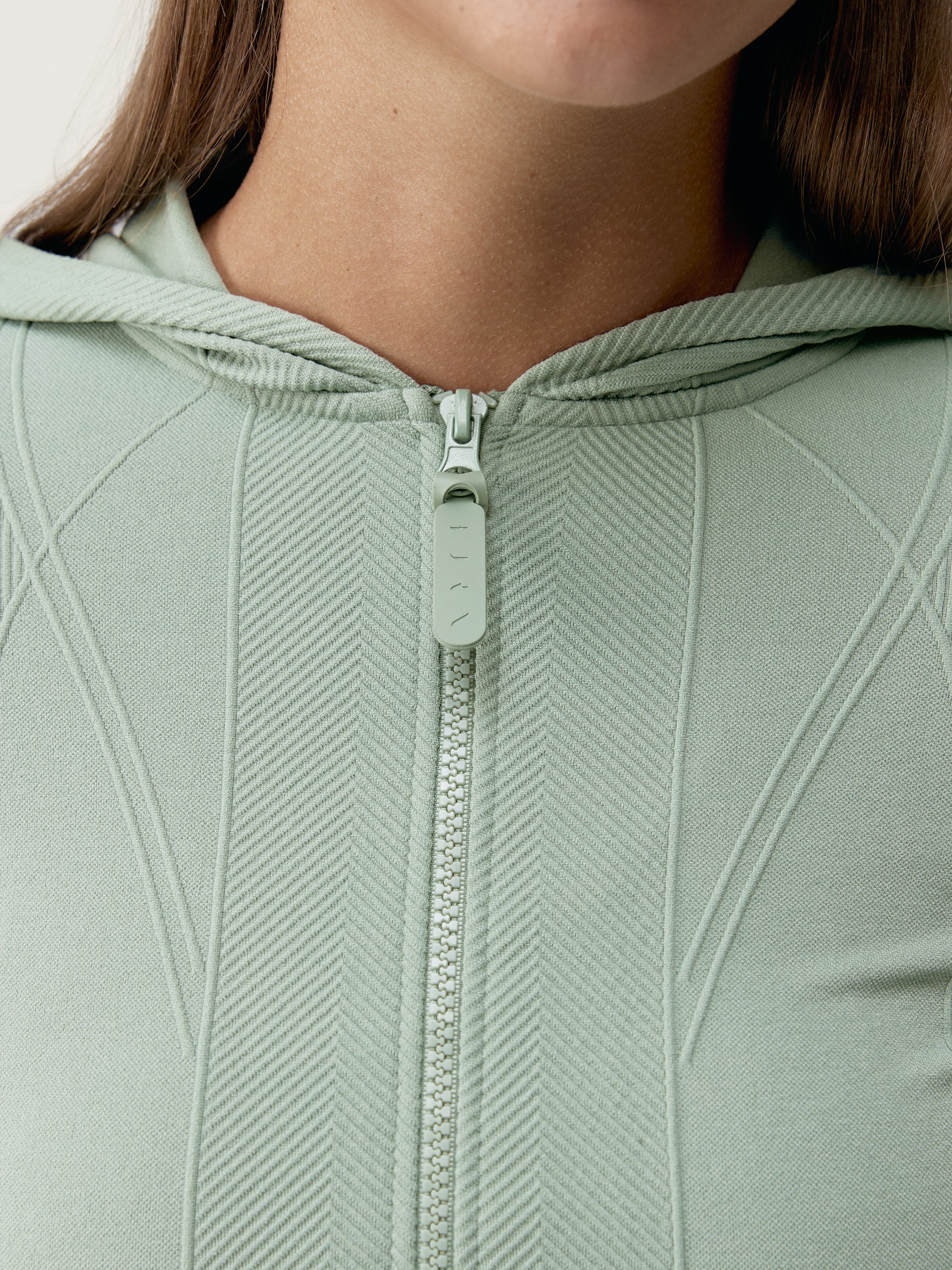 Seamless sports jacket BORN LIVING YOGA Green