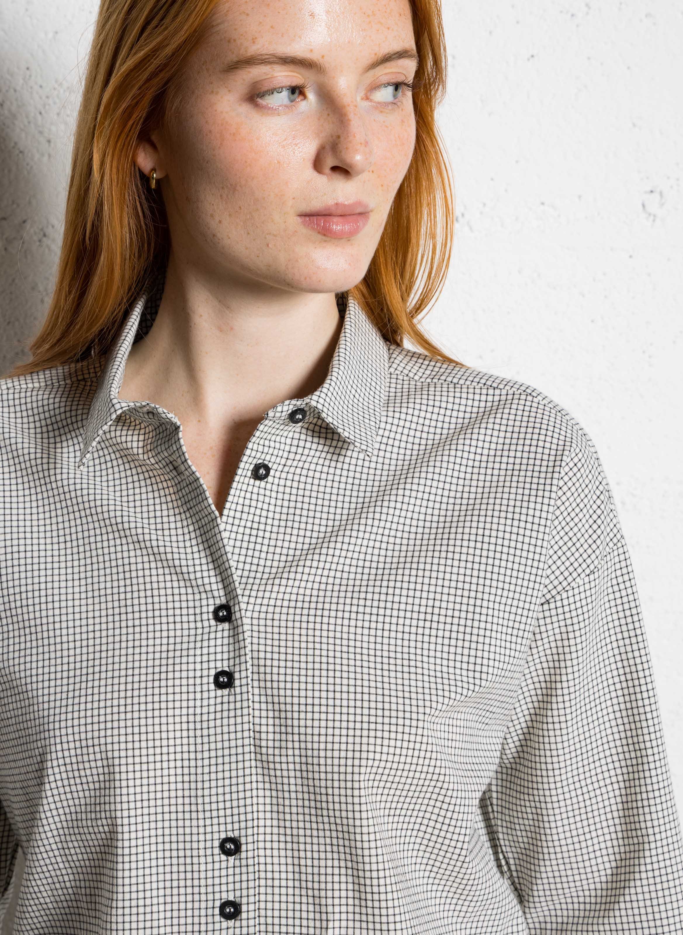 Straight-cut cotton-blend shirt with classic collar I CODE White