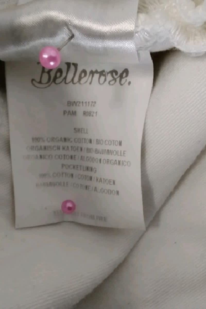 - Straight-leg jeans
- 5 pockets
- Straight cut
- Faded effect BELLEROSE - Seconde Main White