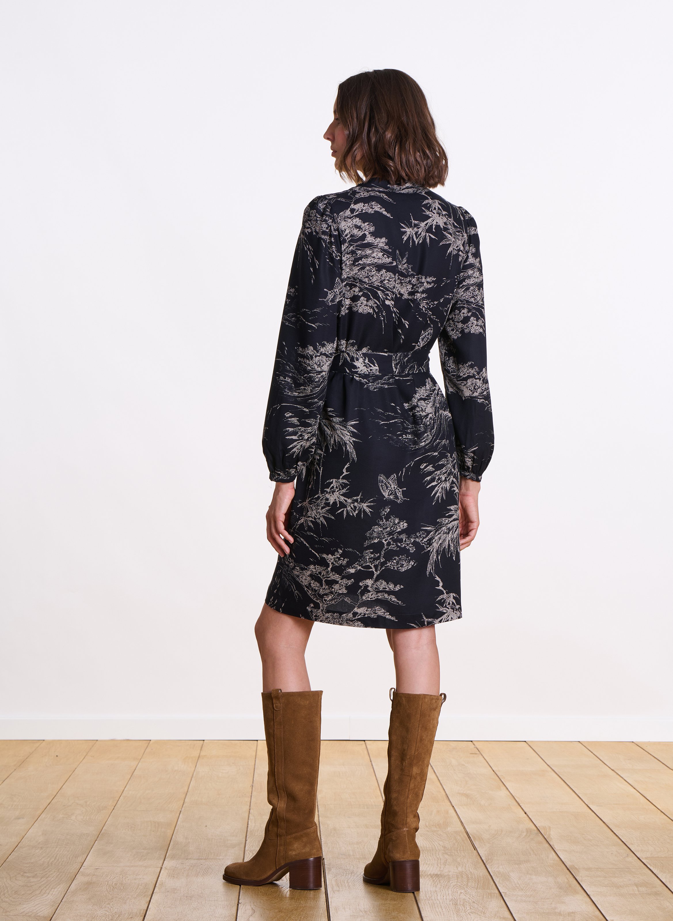 Robe midi col tunisien à imprimé végétal LA FEE MARABOUTEE Noir