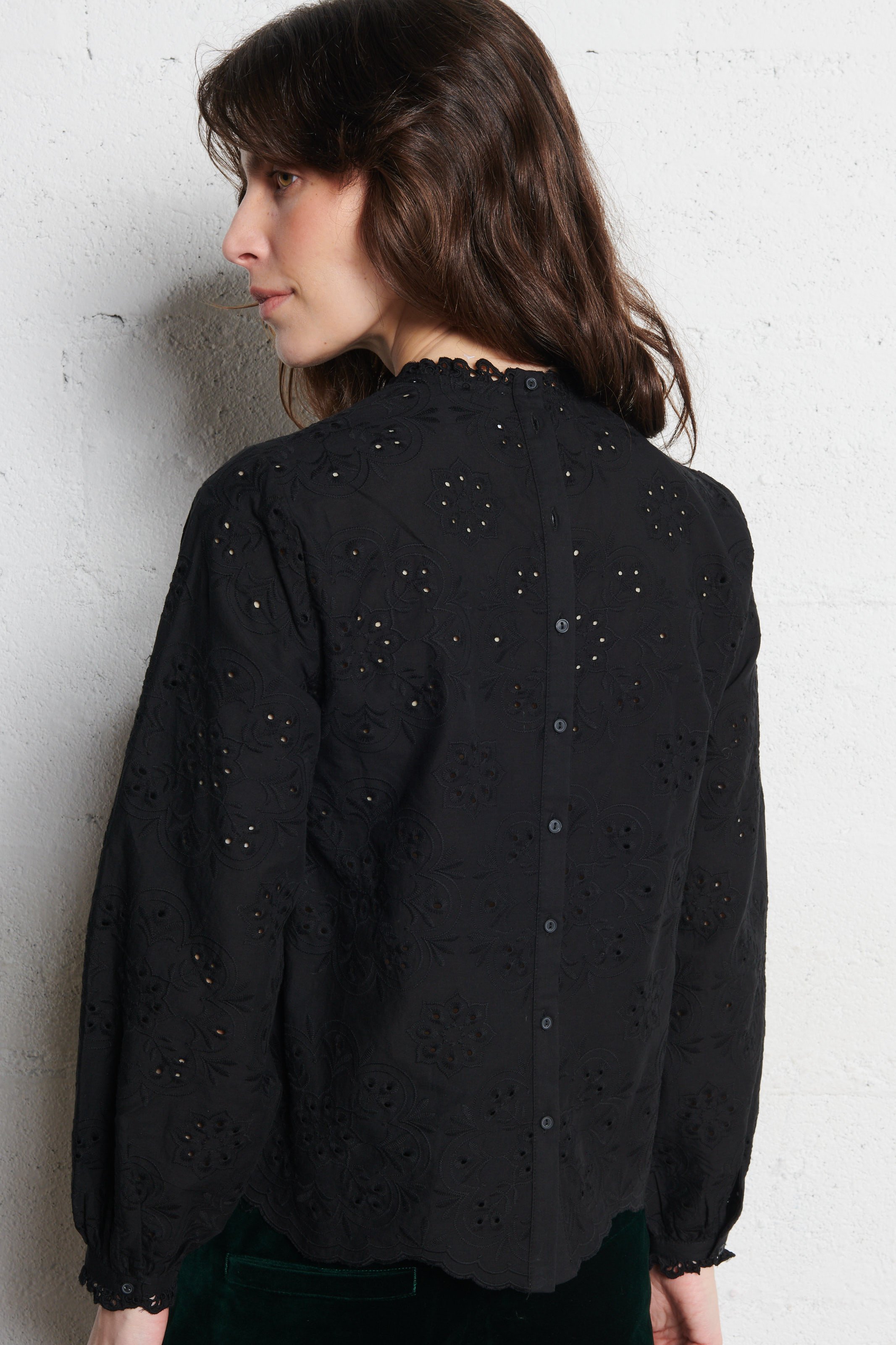 Blouse oversize col rond en coton brodé SUD EXPRESS Noir