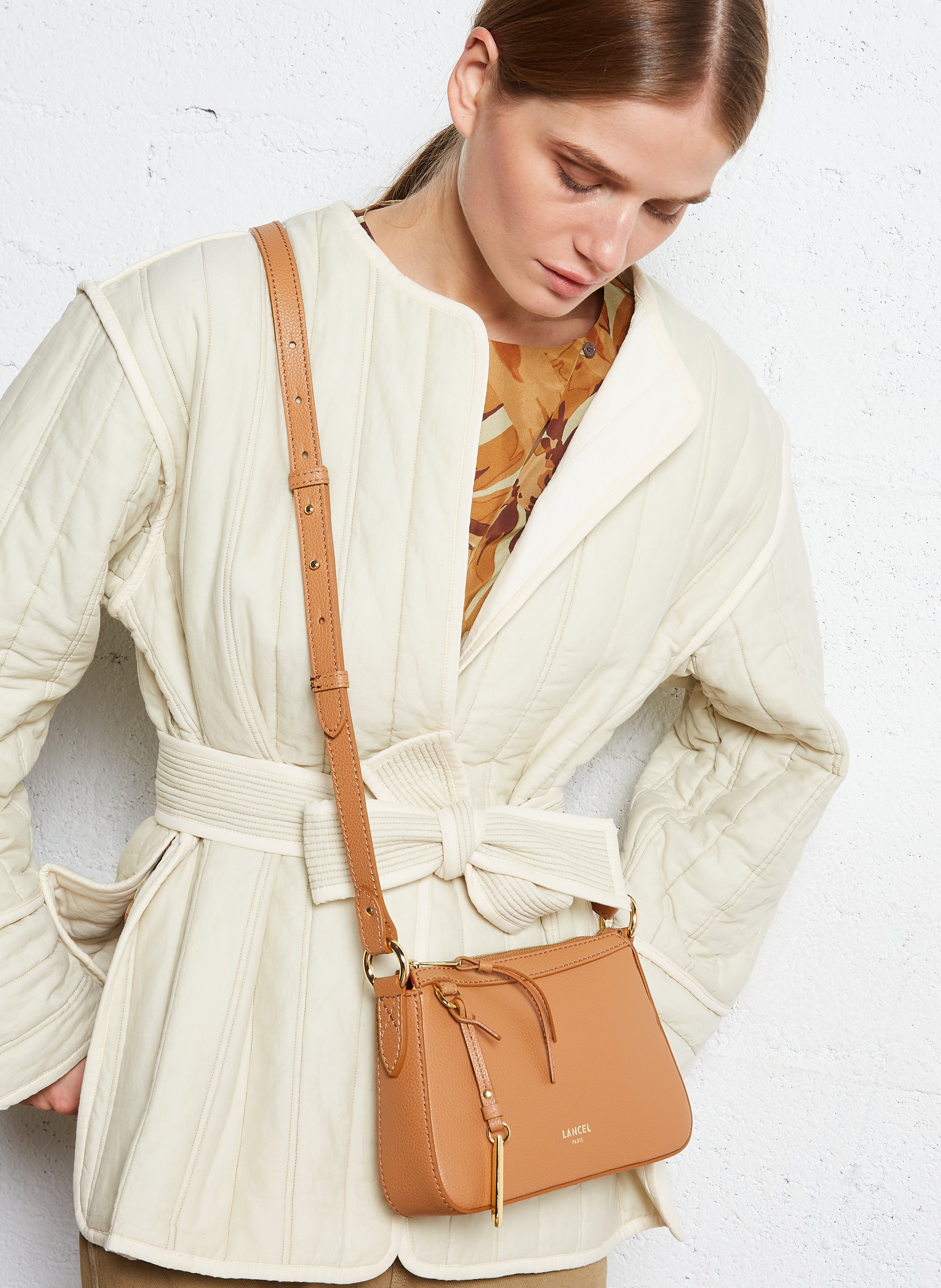 Sac bandoulière en cuir LANCEL Beige