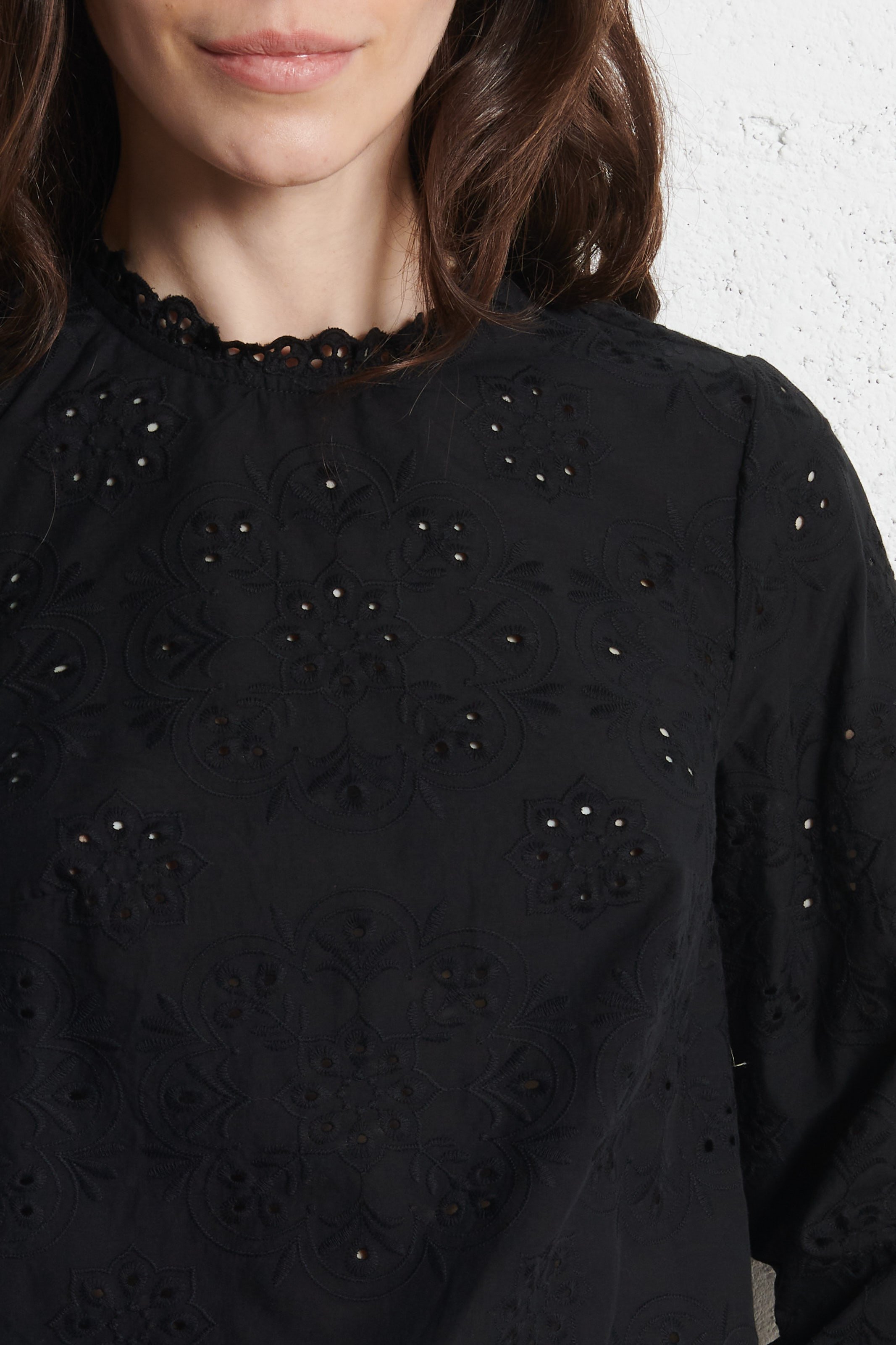 Blouse oversize col rond en coton brodé SUD EXPRESS Noir