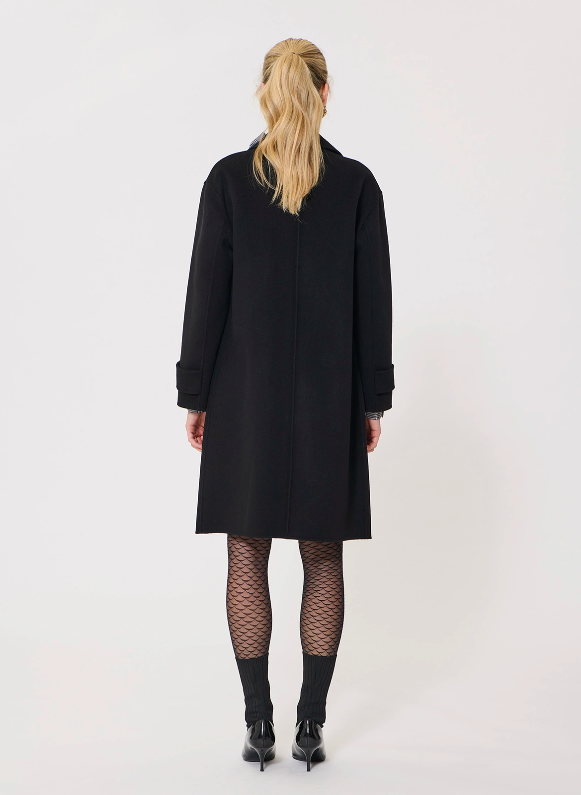 Halblanger doppelseitiger Mantel mit Knöpfen TARA JARMON Schwarz