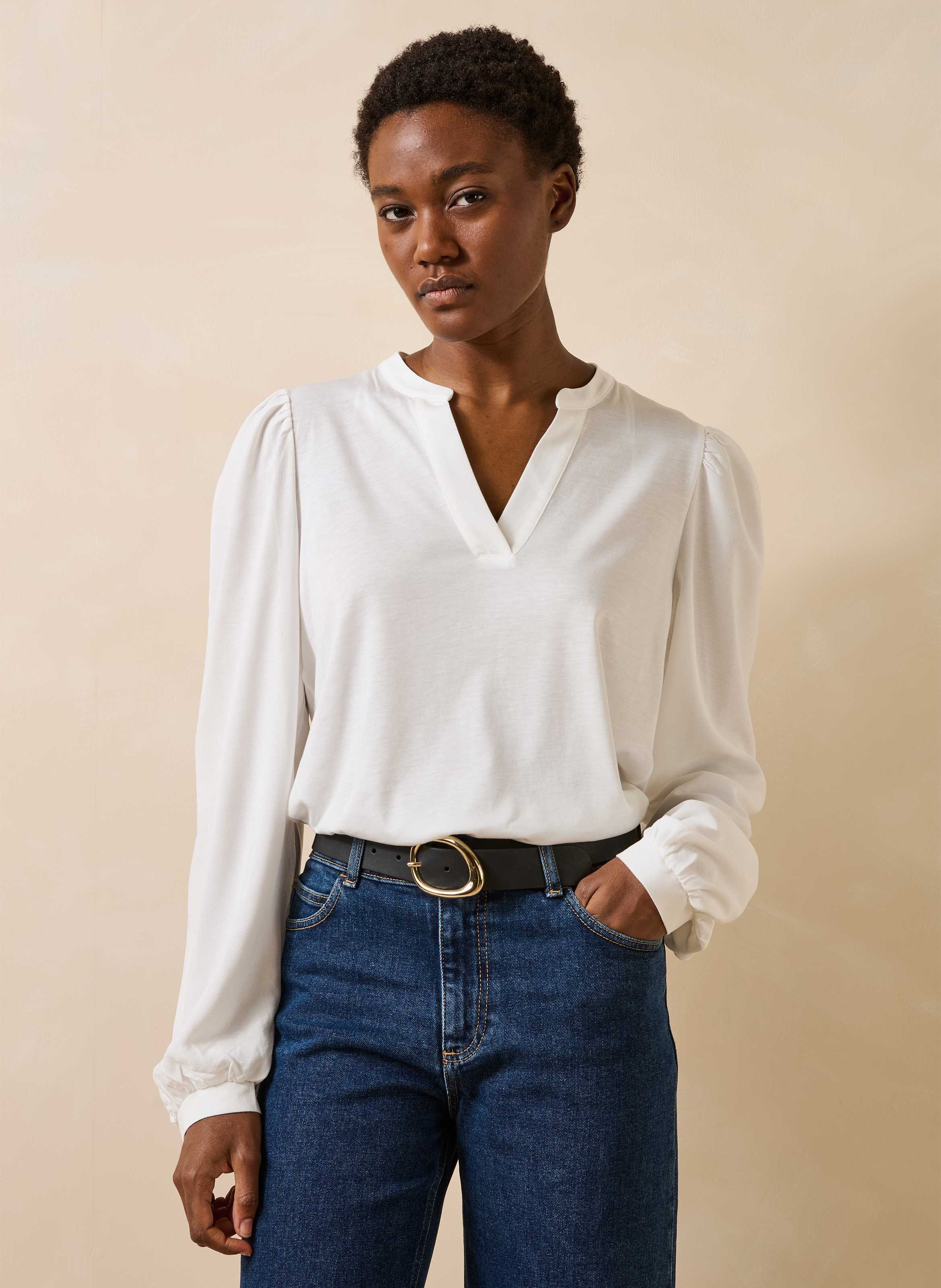 Tee-shirt col V  LA FEE MARABOUTEE Blanc