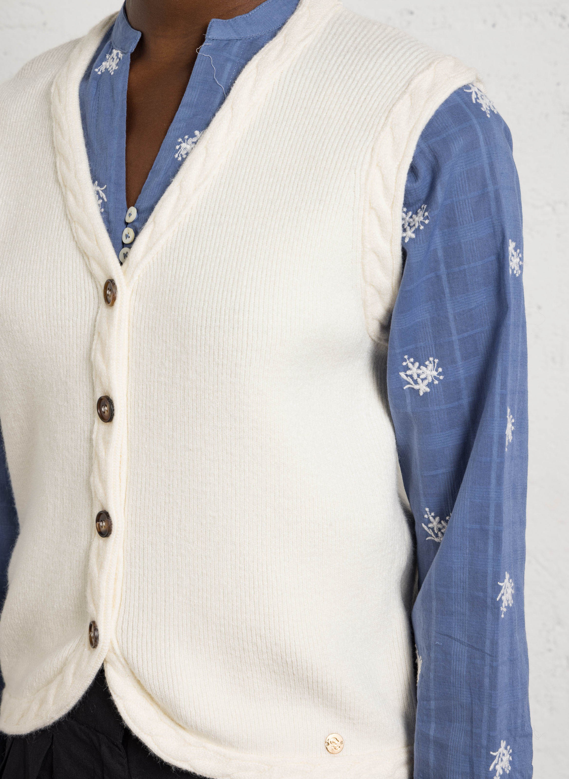 Gilet droit col V LA PETITE ETOILE Beige