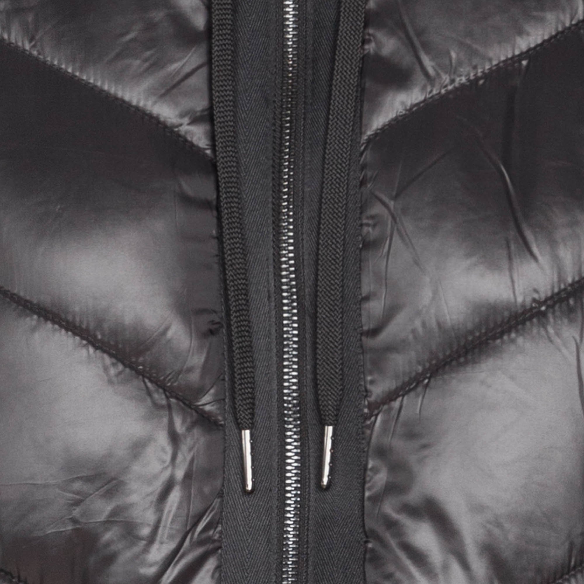 Kapuzen-Daunenjacke mit Rundhalsausschnitt und Reißverschluss IKKS Schwarz