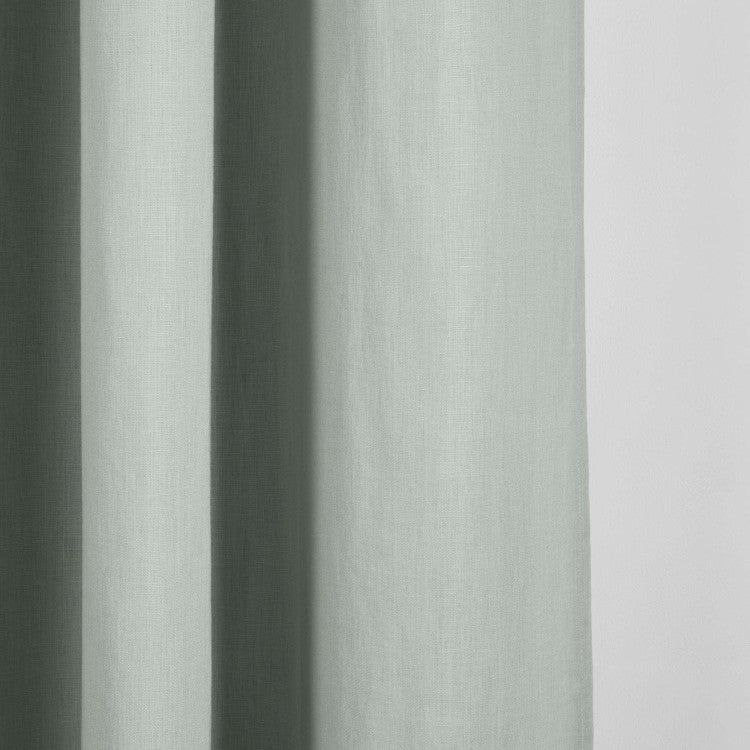 Lined black-out curtain with eyelets MADURA Green