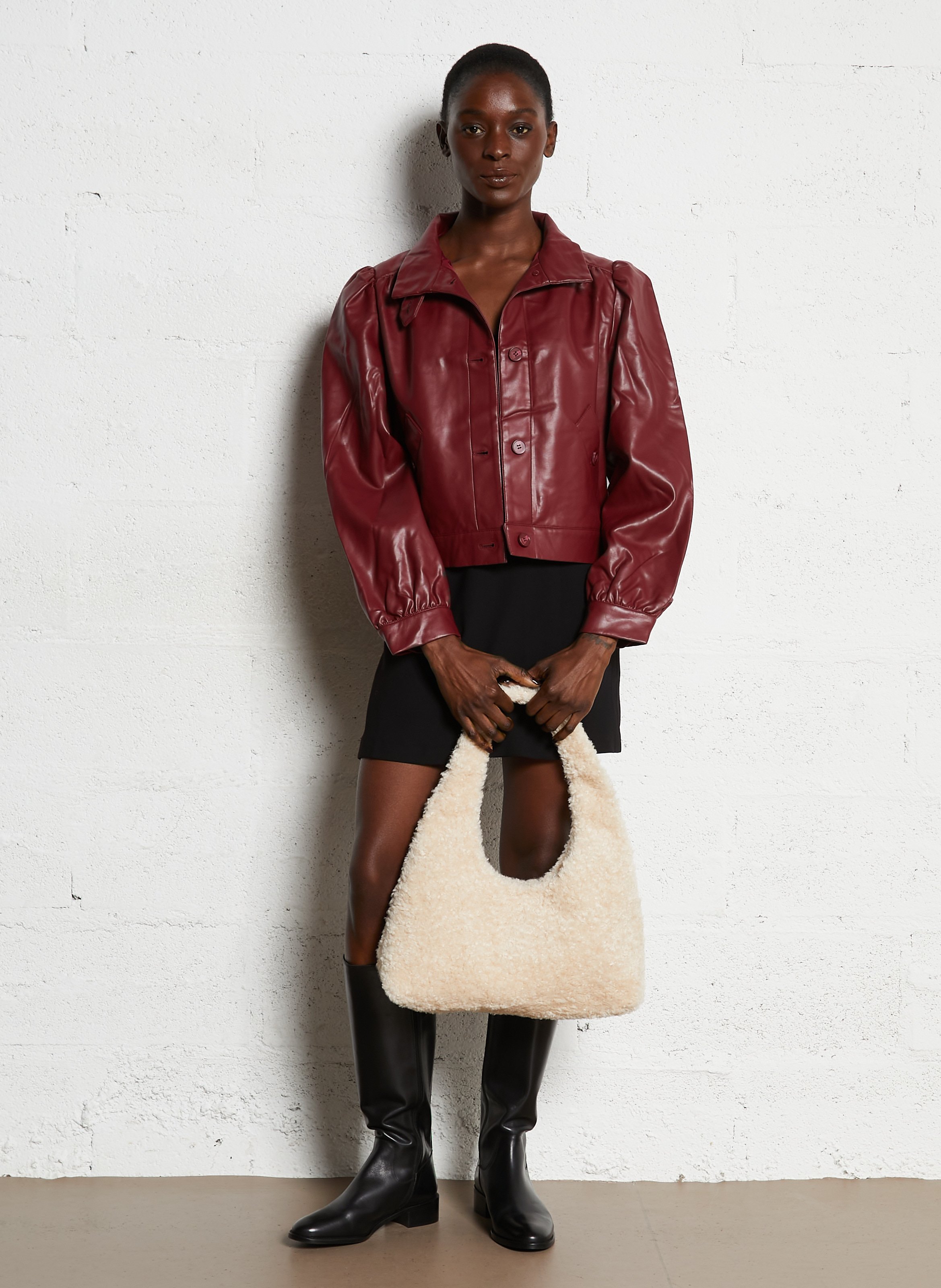 ハーリップトゥ　Faux Fur Shoulder Bag ecru エクリュ ハーリップトゥ Faux Fur Shoulder Bag ecru エクリュ