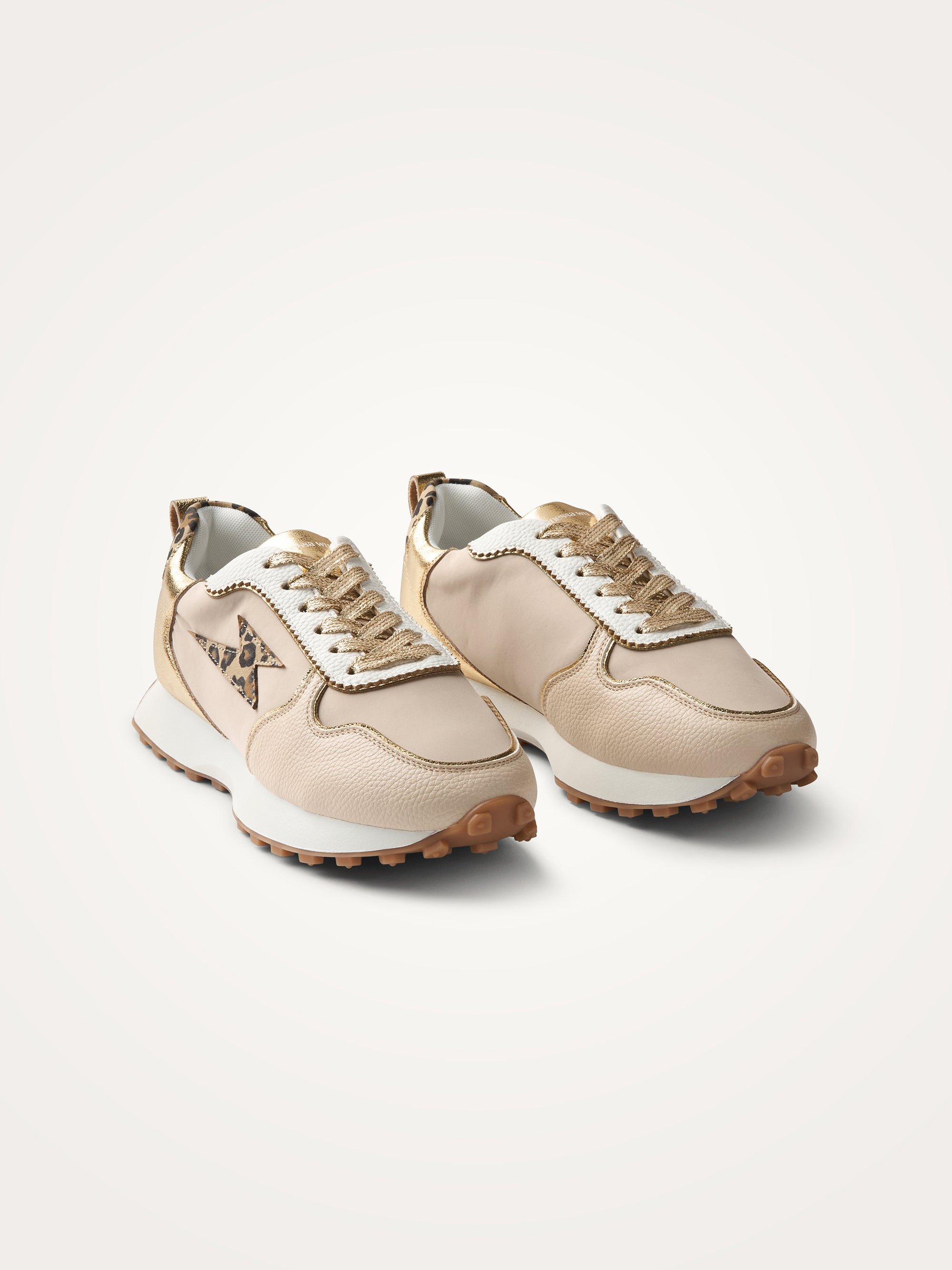 Lightning bolt running sole sneakers VANESSA WU Beige