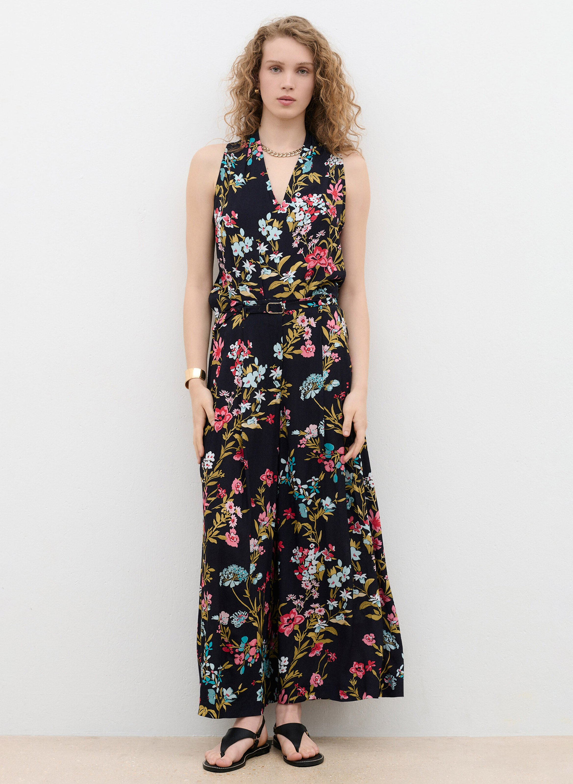 Fitted Floral Print Top CAROLL Multicolored