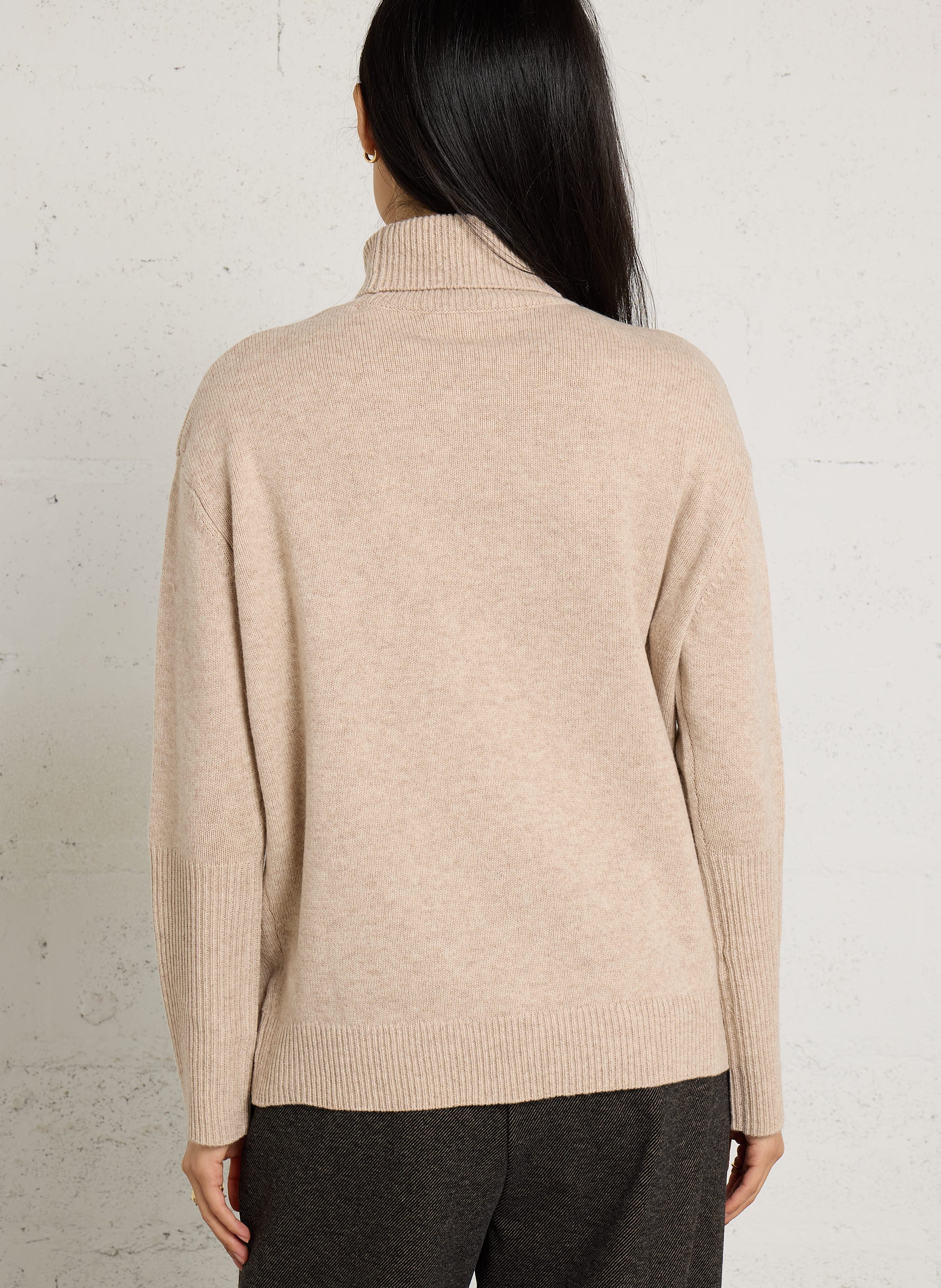 Wijde coltrui van merinowol MAJESTIC FILATURES Beige