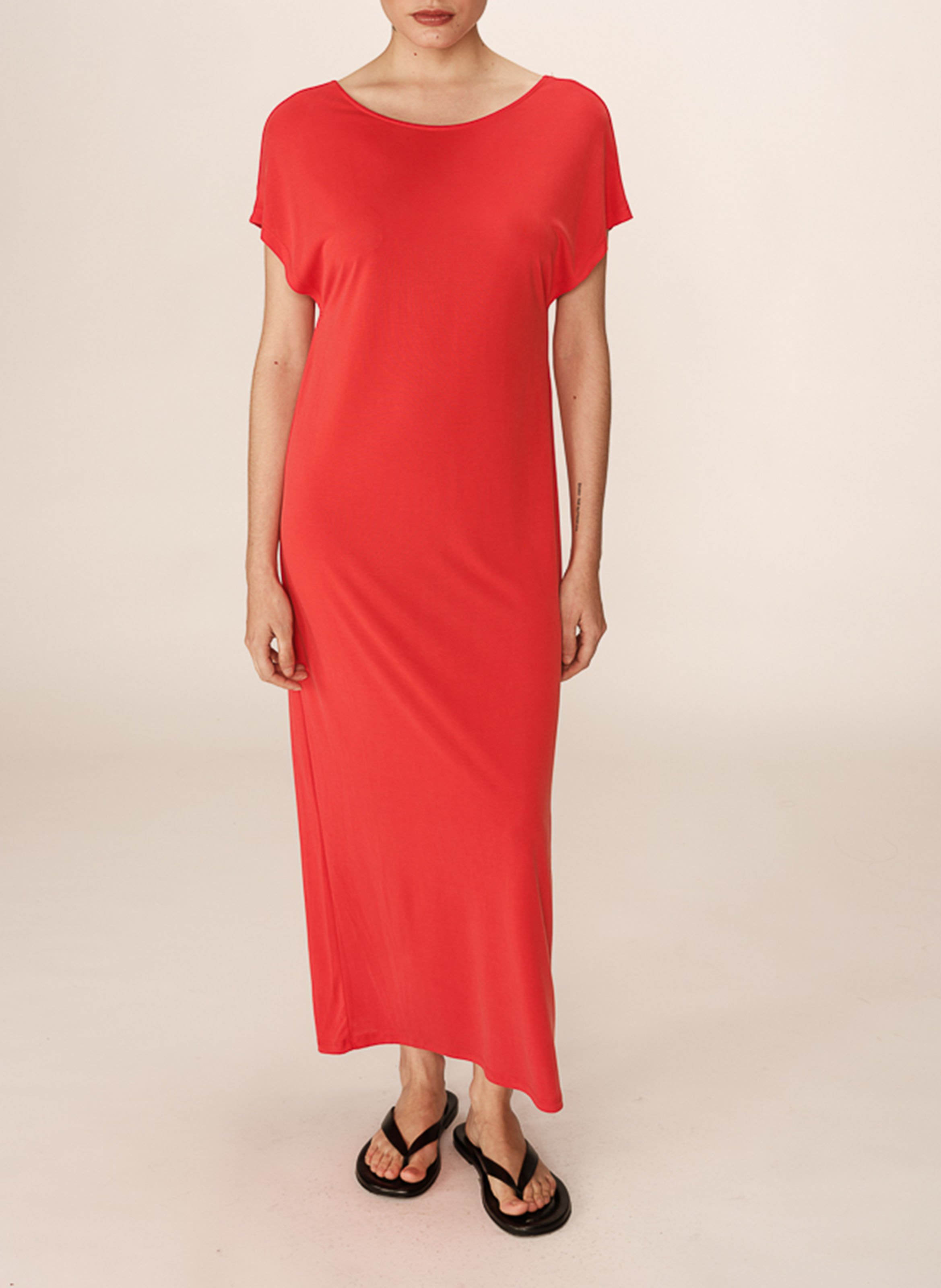 Straight long dress with V-back GRACE ET MILA