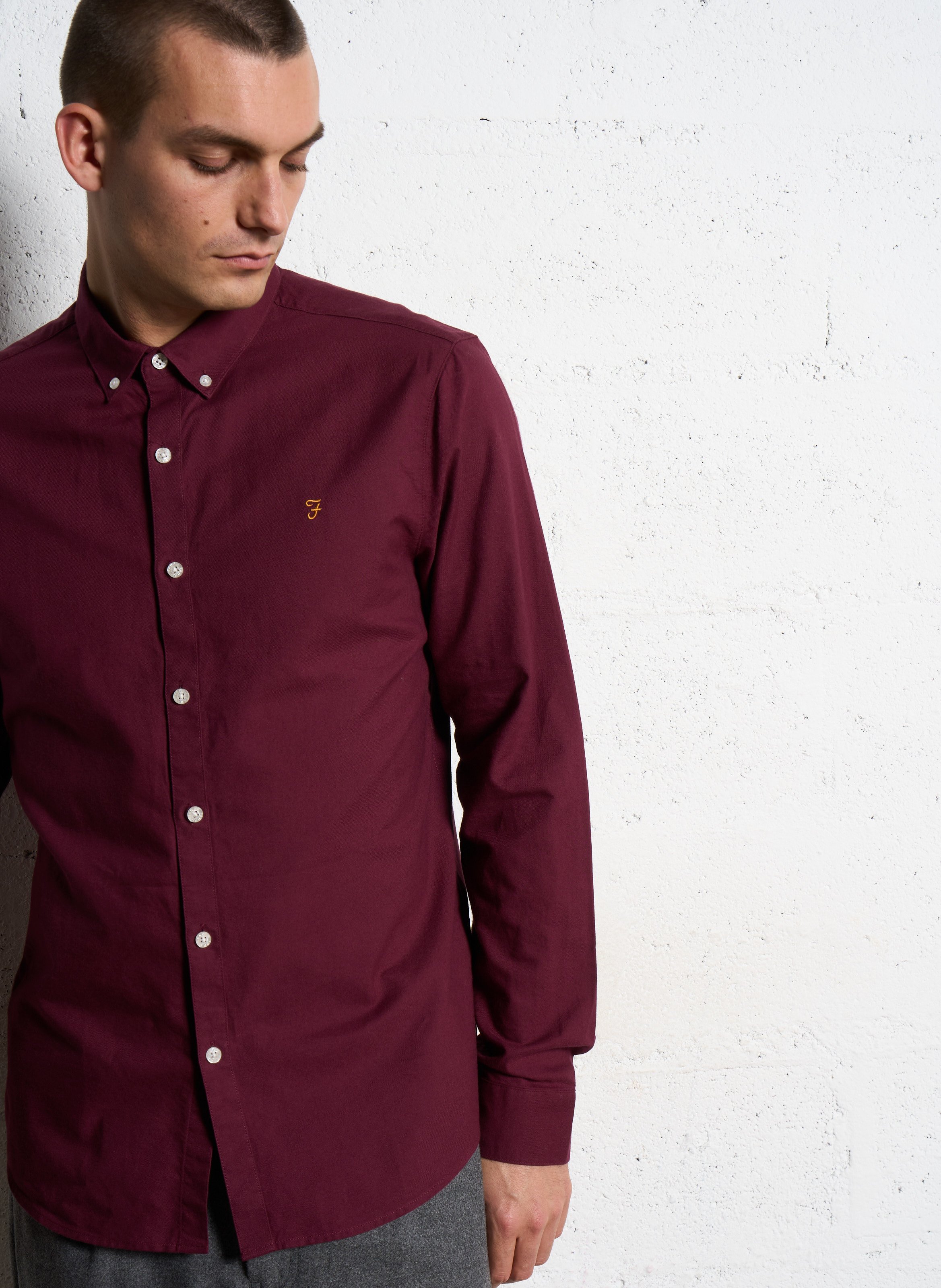 Chemise slim-fit en coton biologique FARAH Rouge
