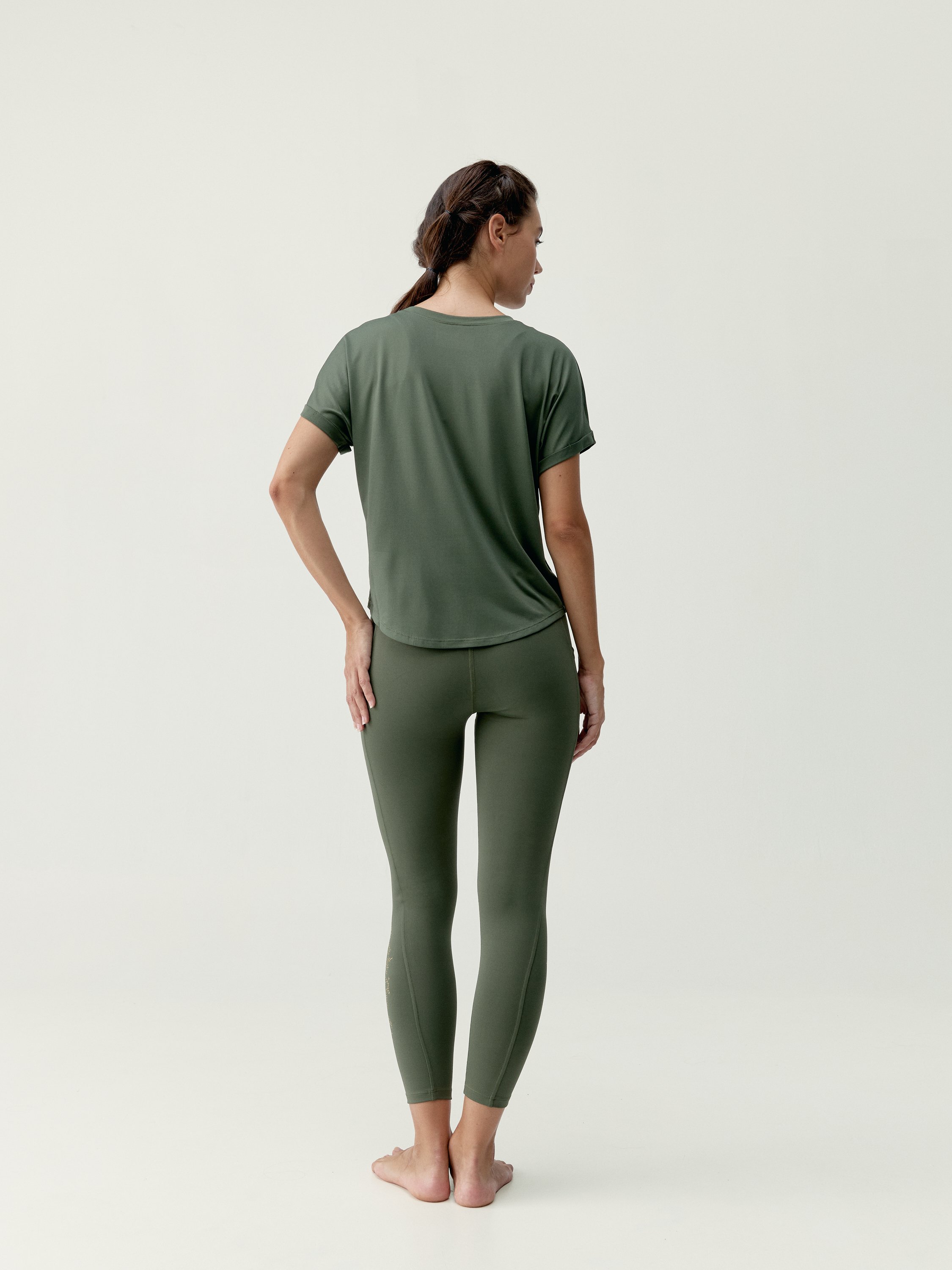 Short-sleeved azami t-shirt BORN Green