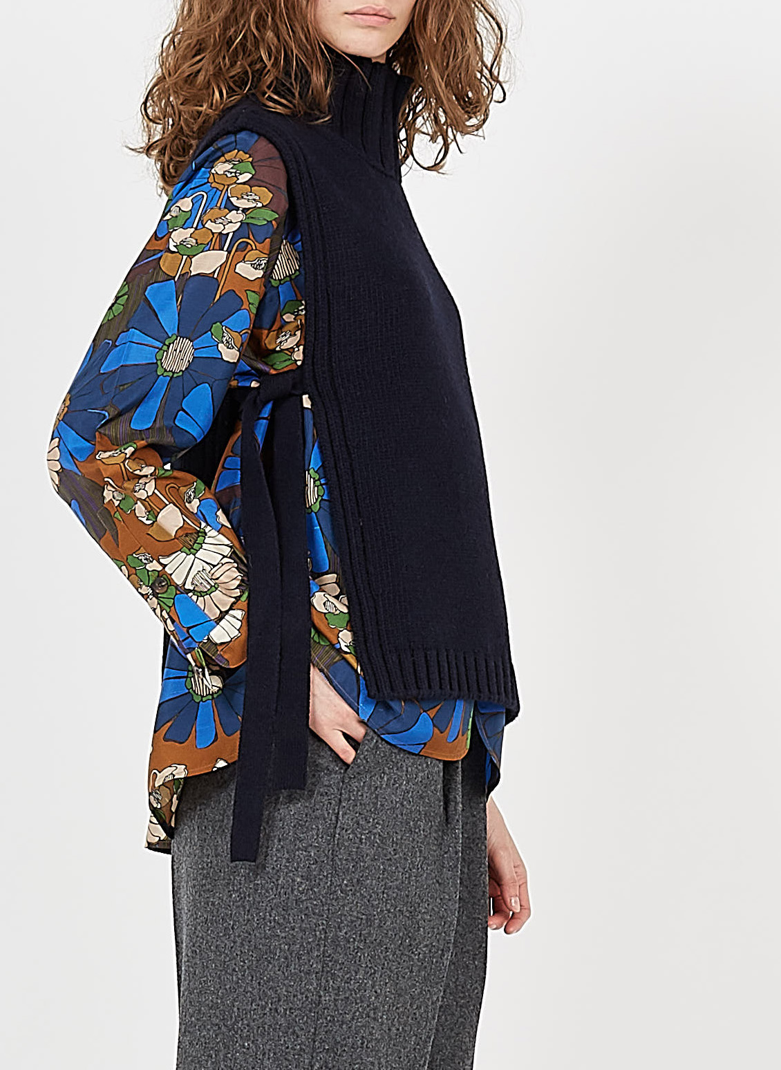 Sleeveless high-neck wool-blend sweater SOEUR Blue