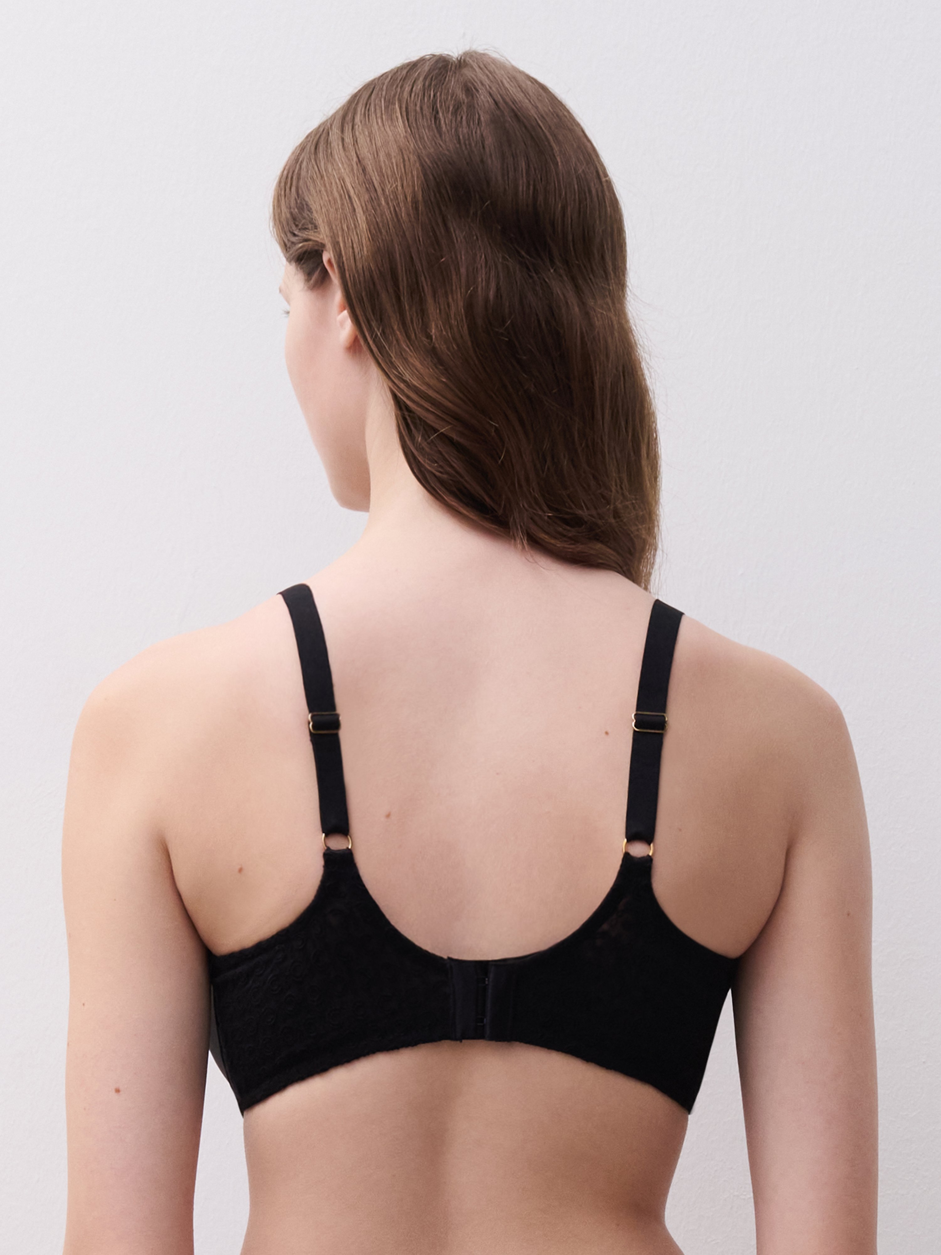 Memory foam half-cup bra Black