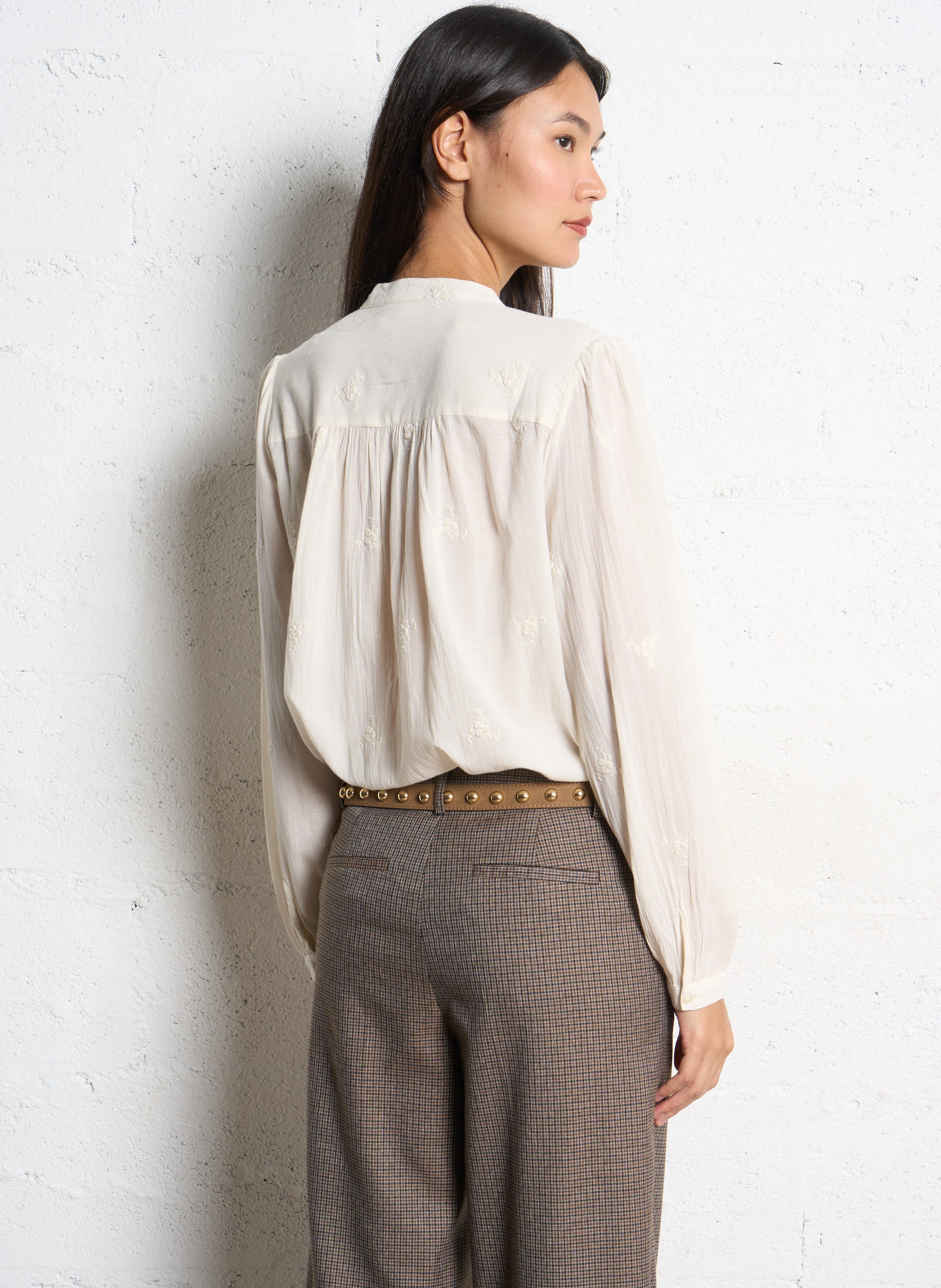 Chemise col rond en coton mélangé MAISON 123 Beige