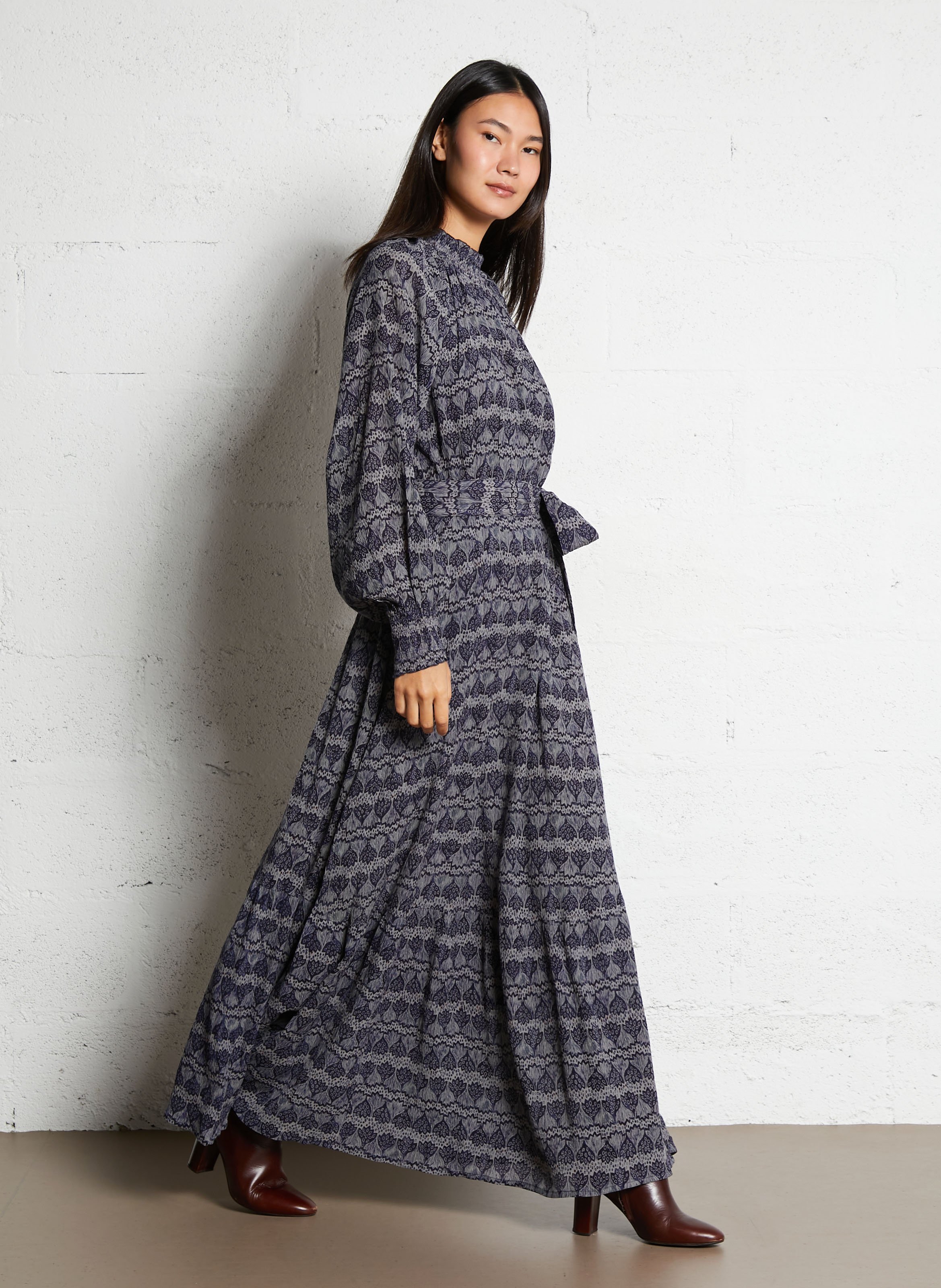 Bedrucktes Maxikleid mit Rundhalsausschnitt ANTIK BATIK Blau