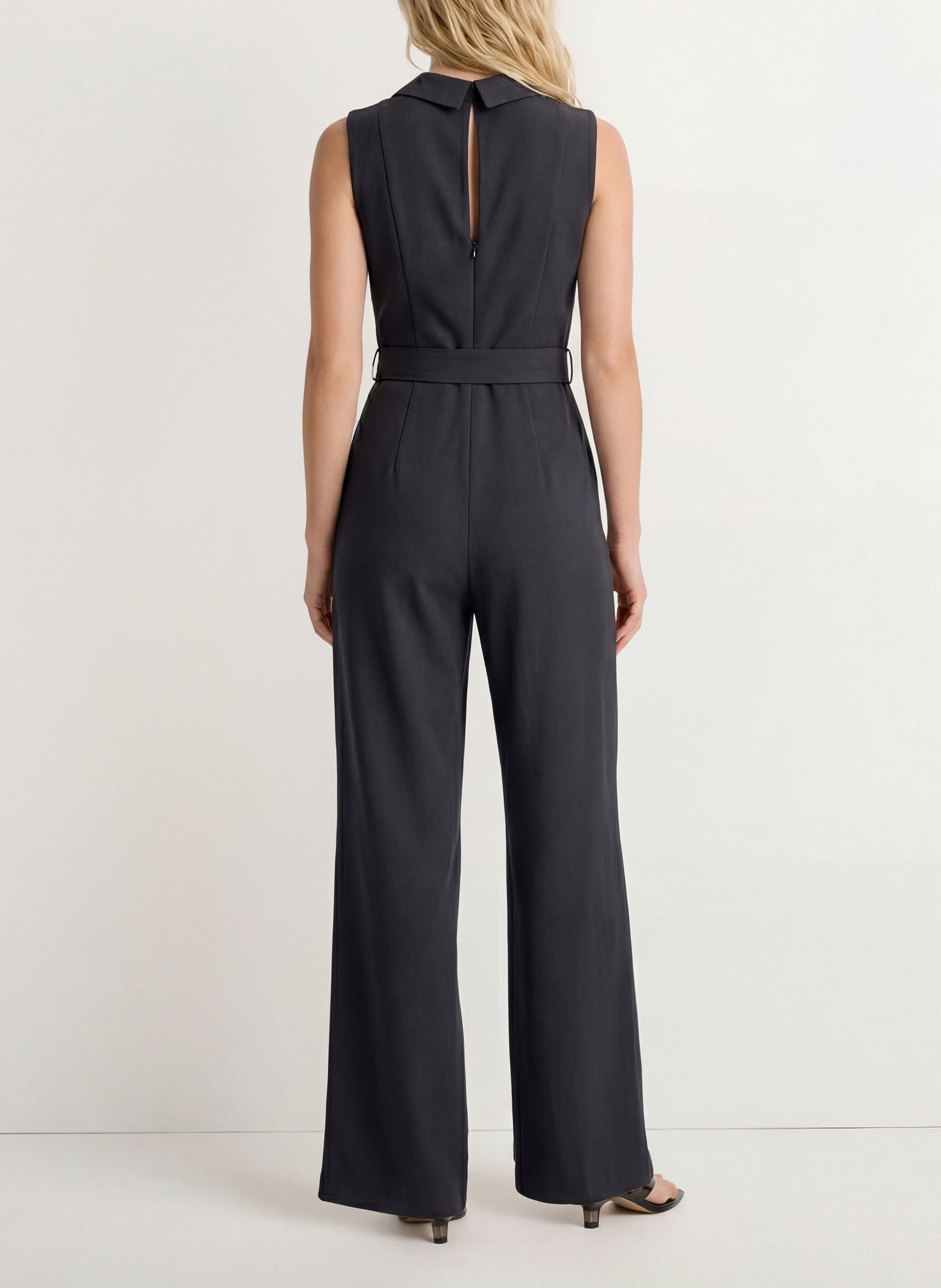 Rechte jumpsuit met V-hals KOOKAI Zwart
