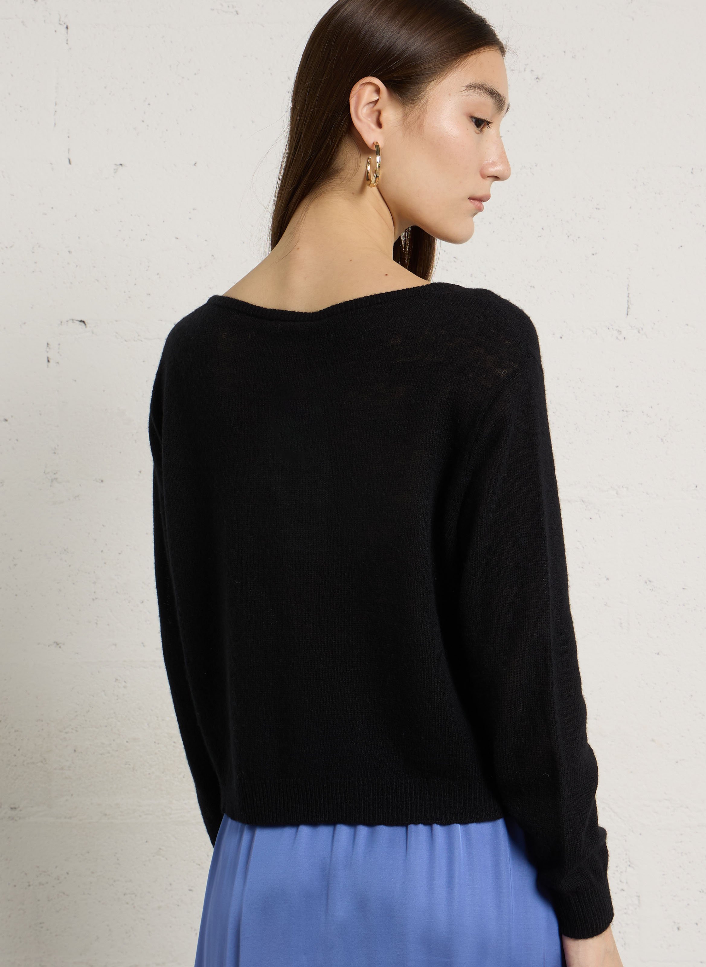 Kurzer Pullover mit V-Ausschnitt aus Wollmischung AMERICAN VINTAGE Schwarz