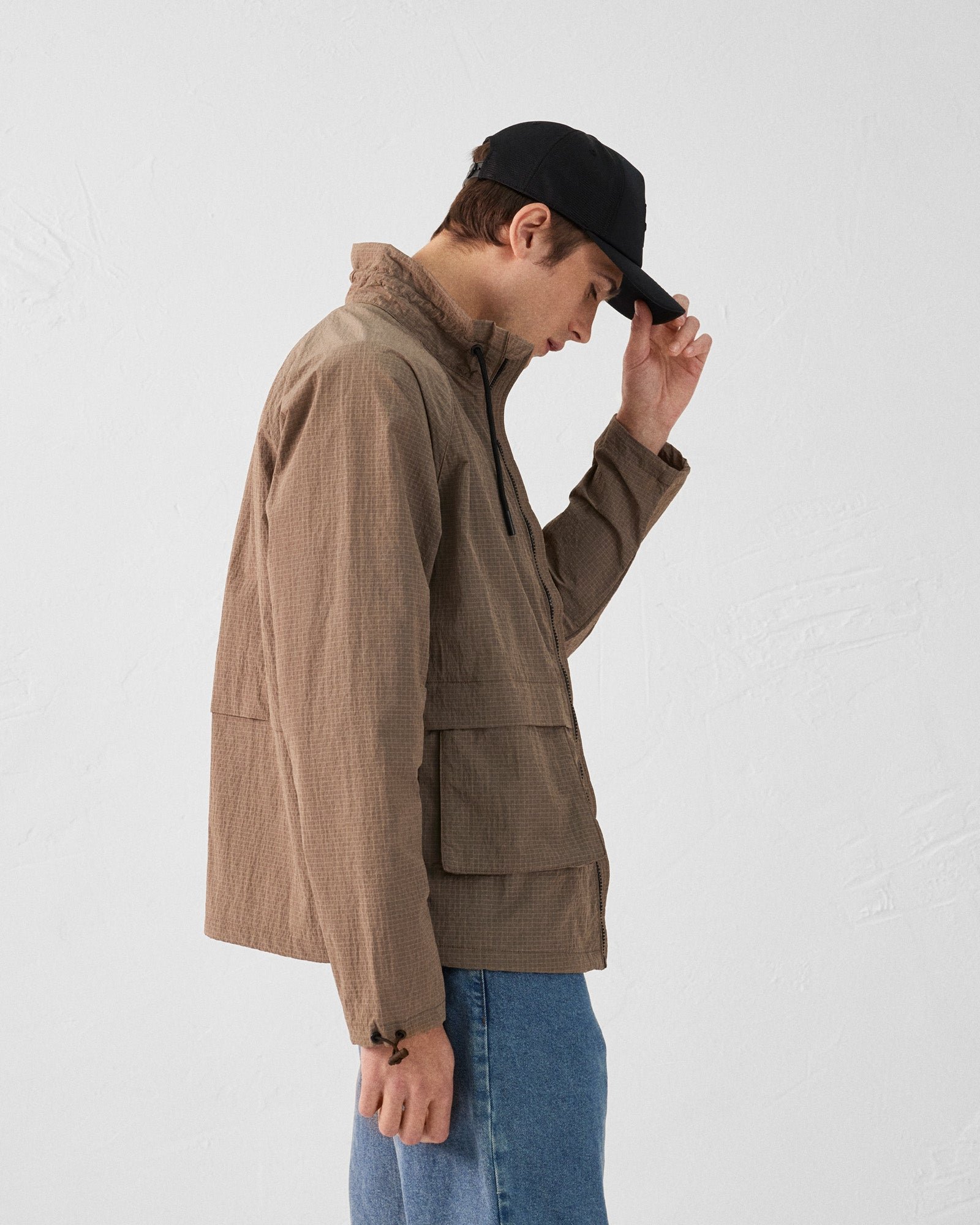 Light windbreaker jacket placebo JOTT Brown