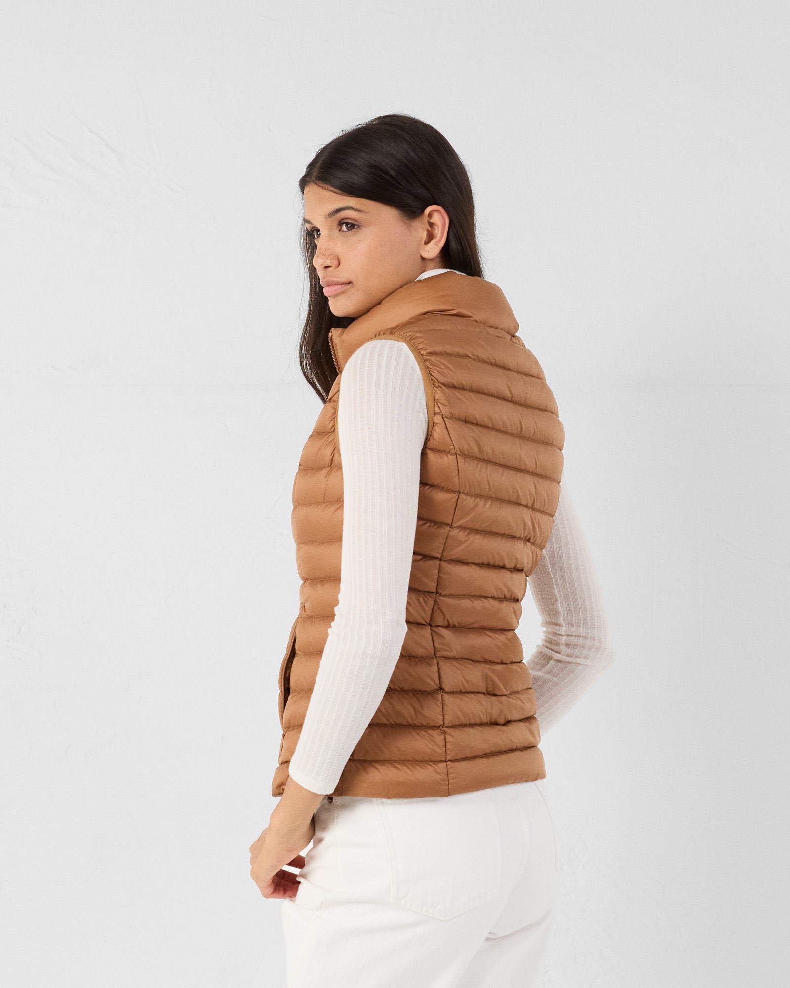 Sleeveless lightweight down vest seda JOTT Brown