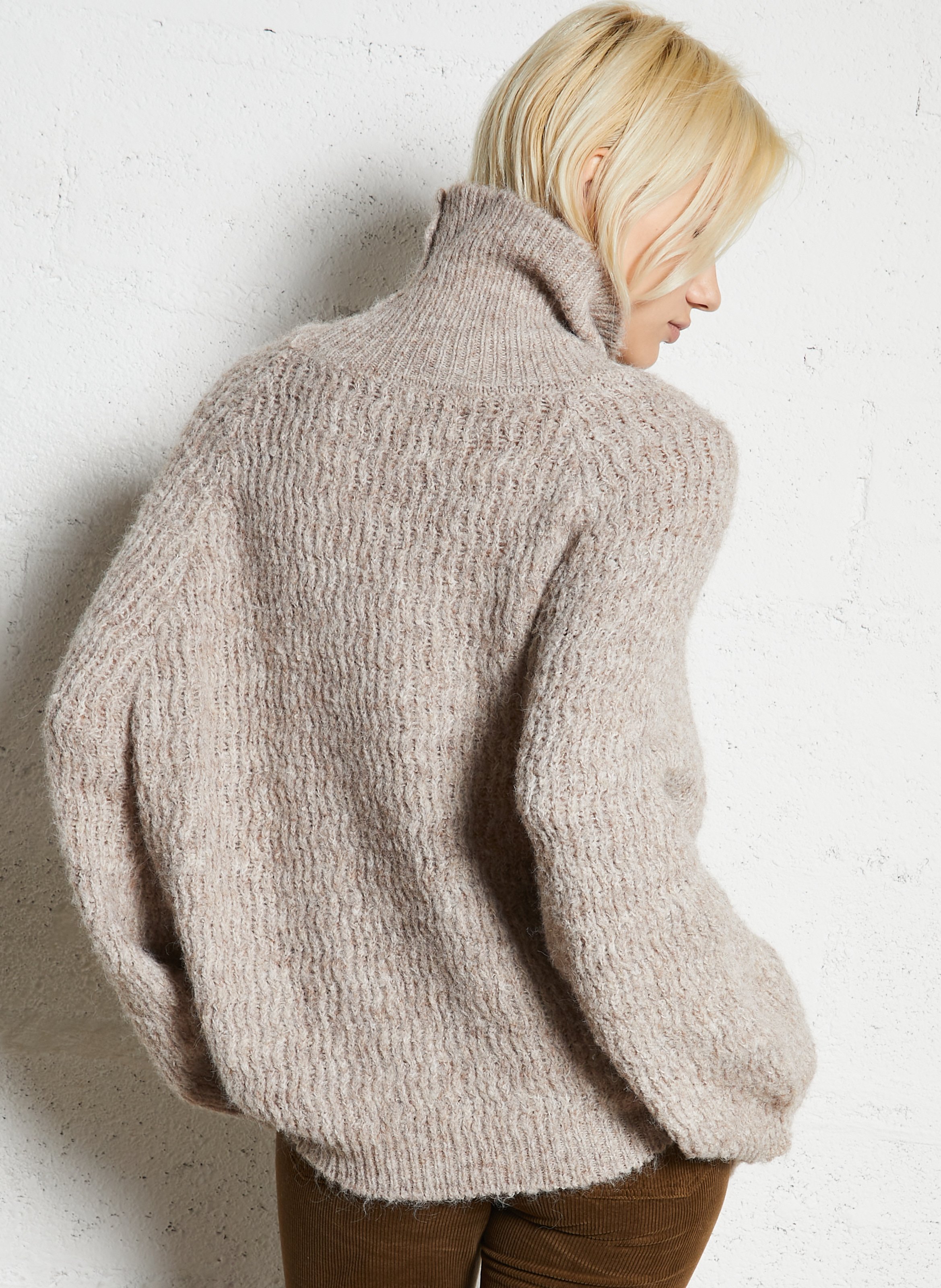 Oversized turtleneck sweater SEE U SOON Beige