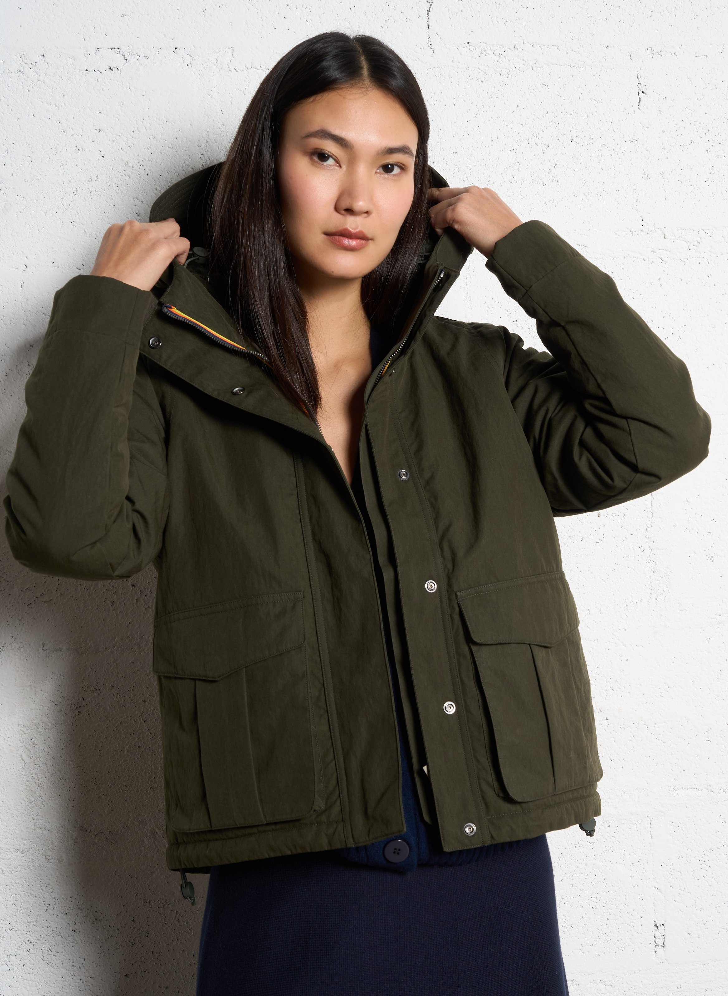 Gerade geschnittener Parka in einfarbig mit Stehkragen und Kapuze K-WAY Grun