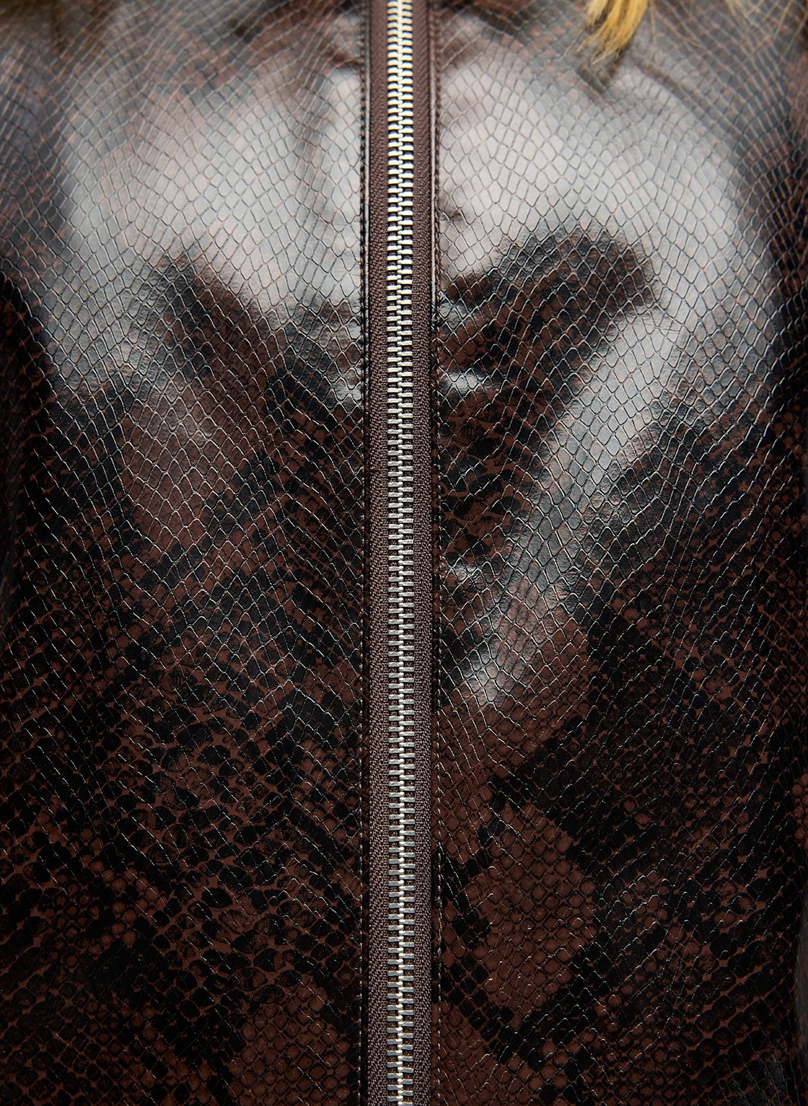 Classic collar top with python skin effect OBJECT Brown