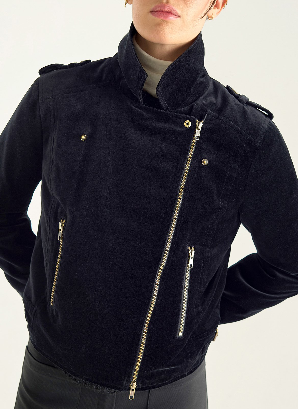 Straight cotton jacket with tailored collar ACOTE Black